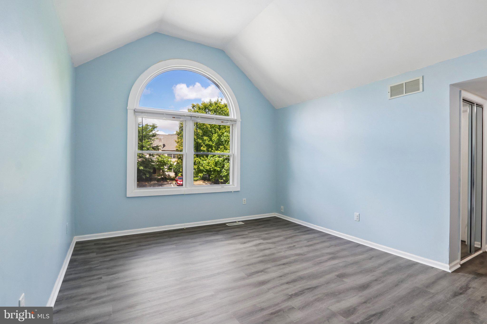 CHESTERBROOK - Residential