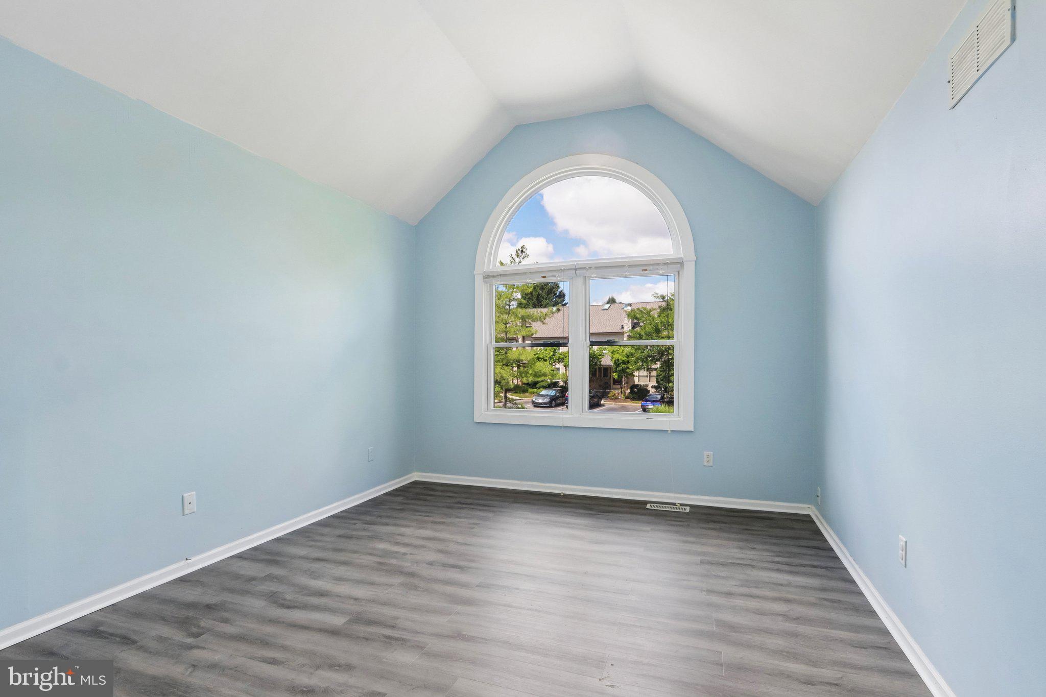 CHESTERBROOK - Residential