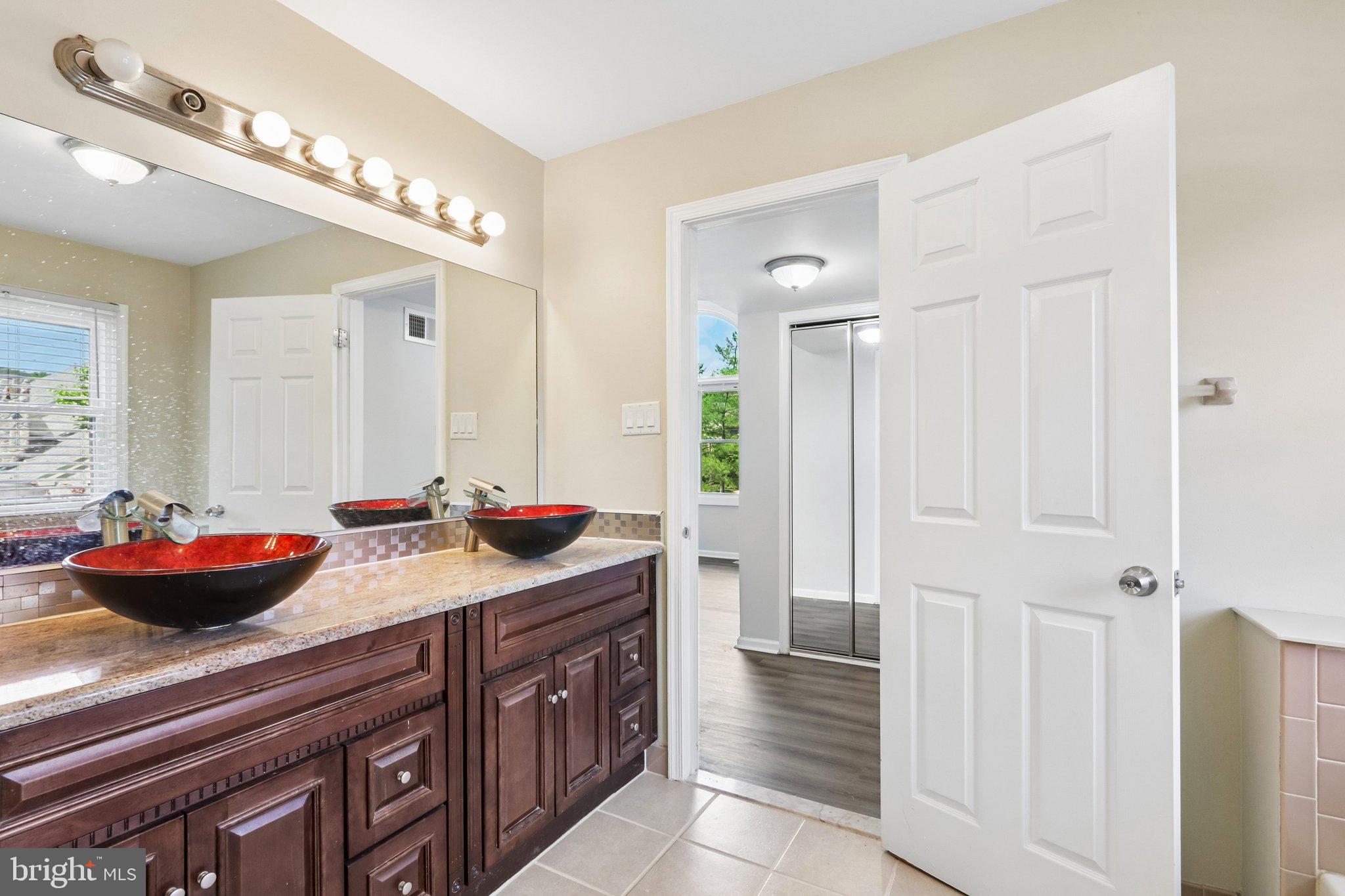 CHESTERBROOK - Residential