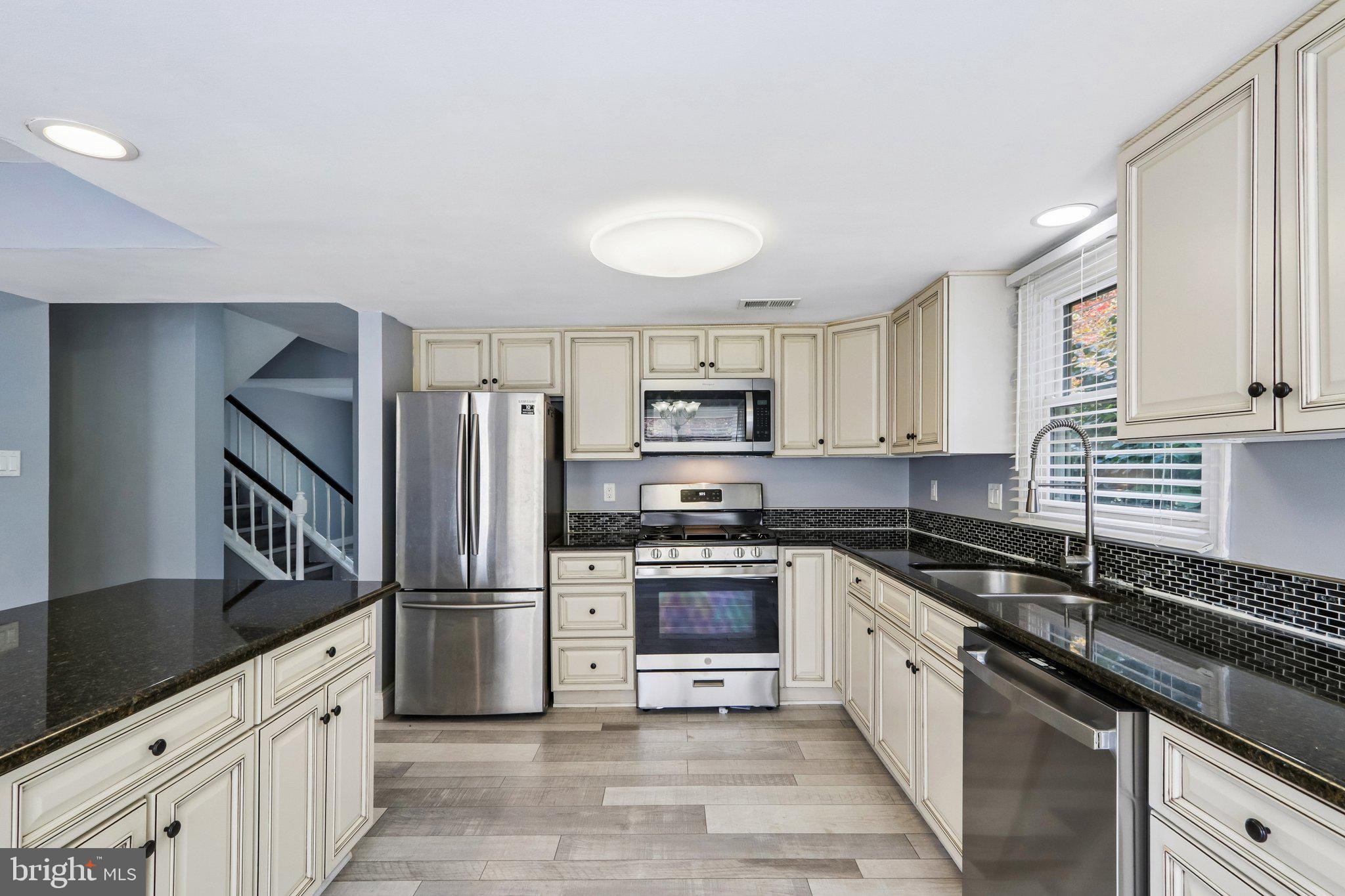 CHESTERBROOK - Residential