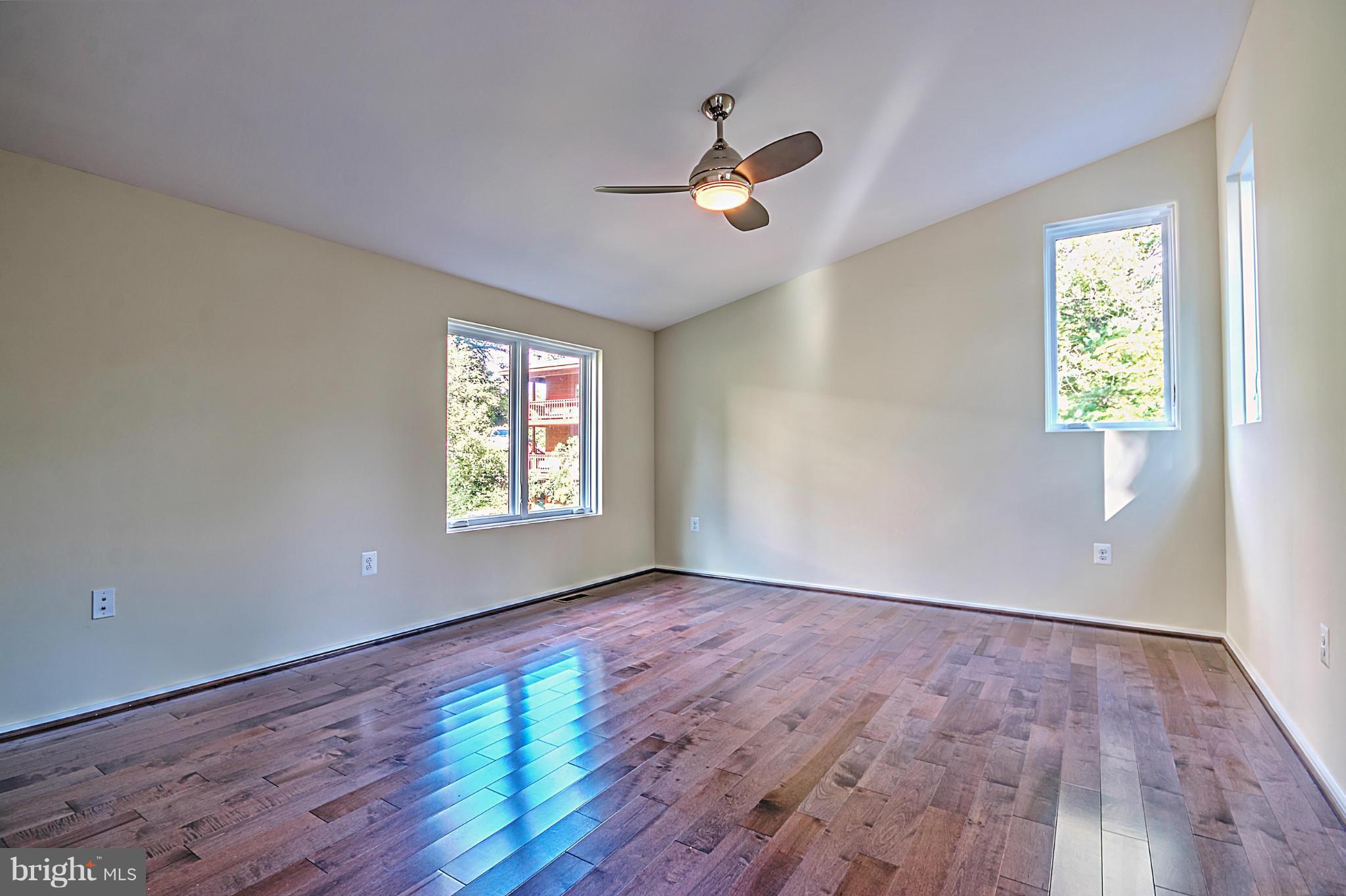 WOODMONT - Residential
