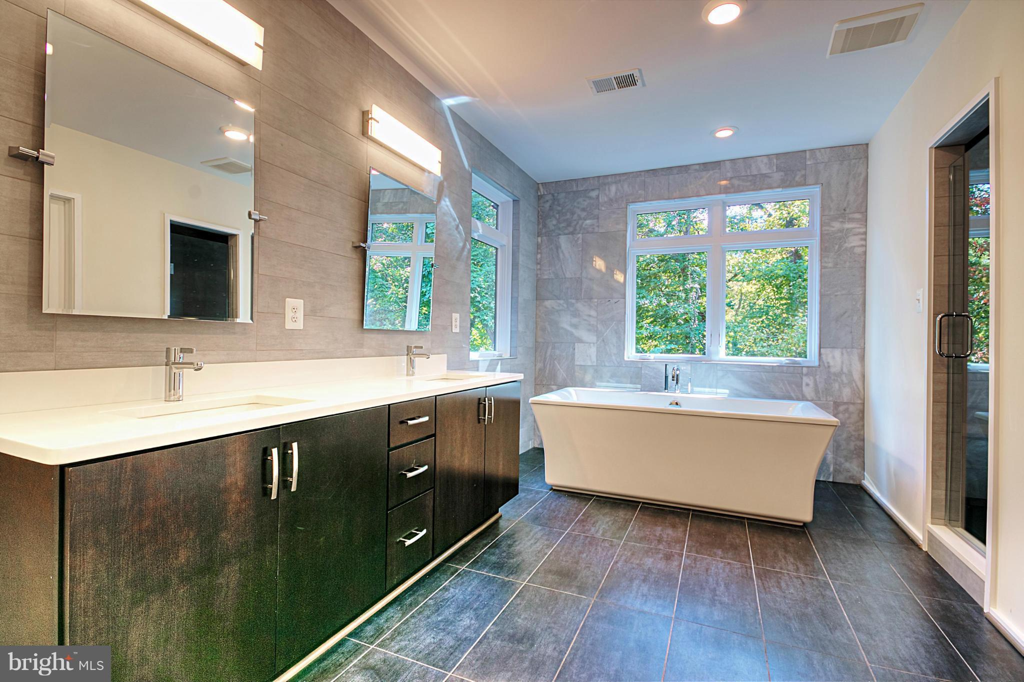 WOODMONT - Residential