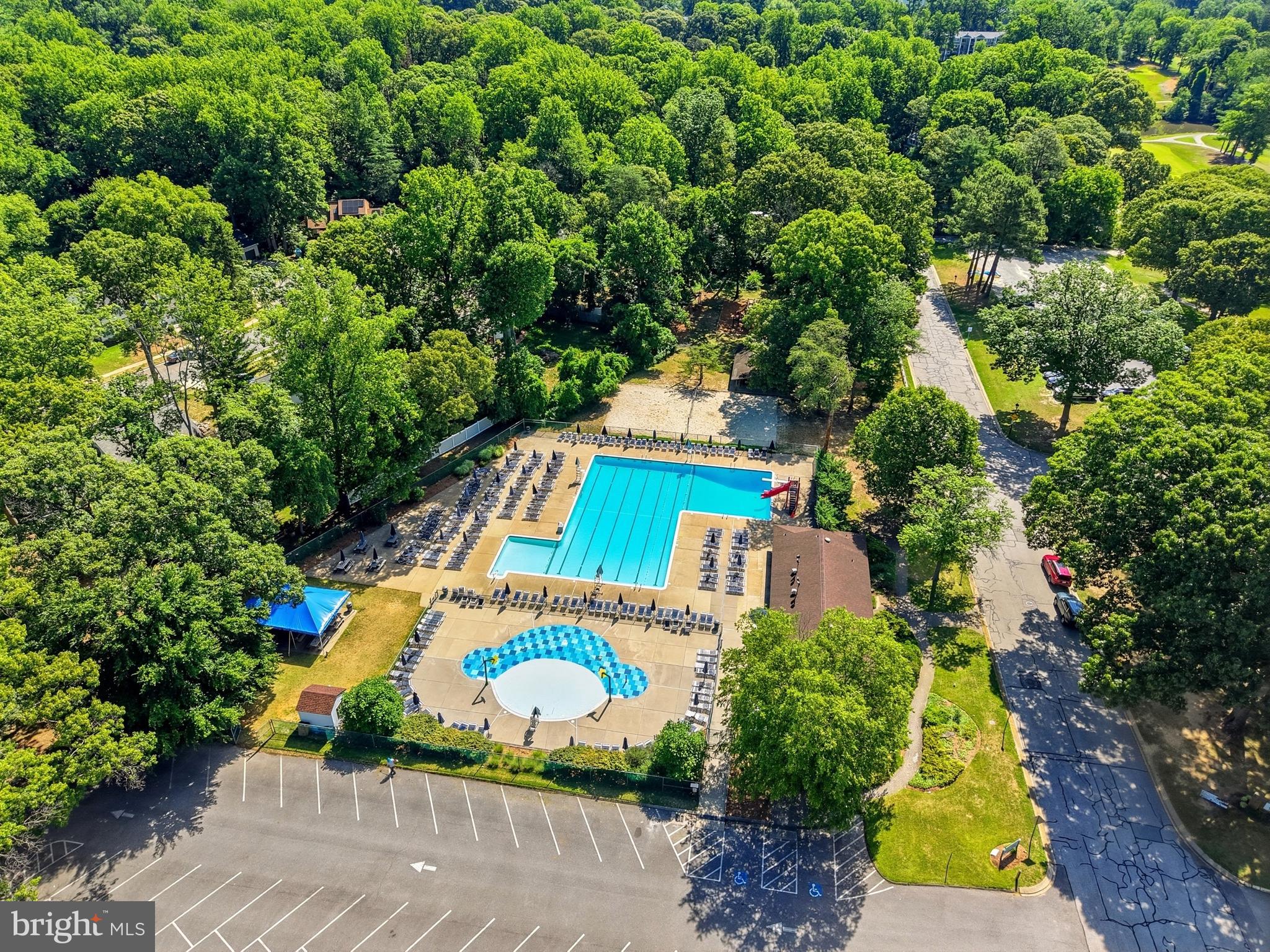 BAY HILLS - Residential