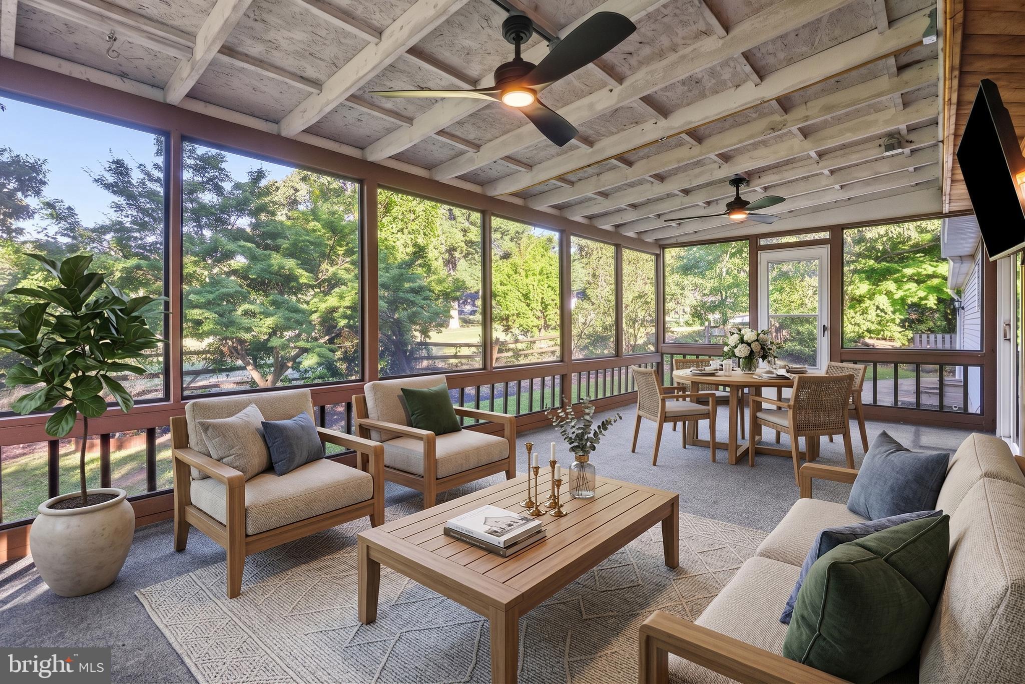 BAY HILLS - Residential