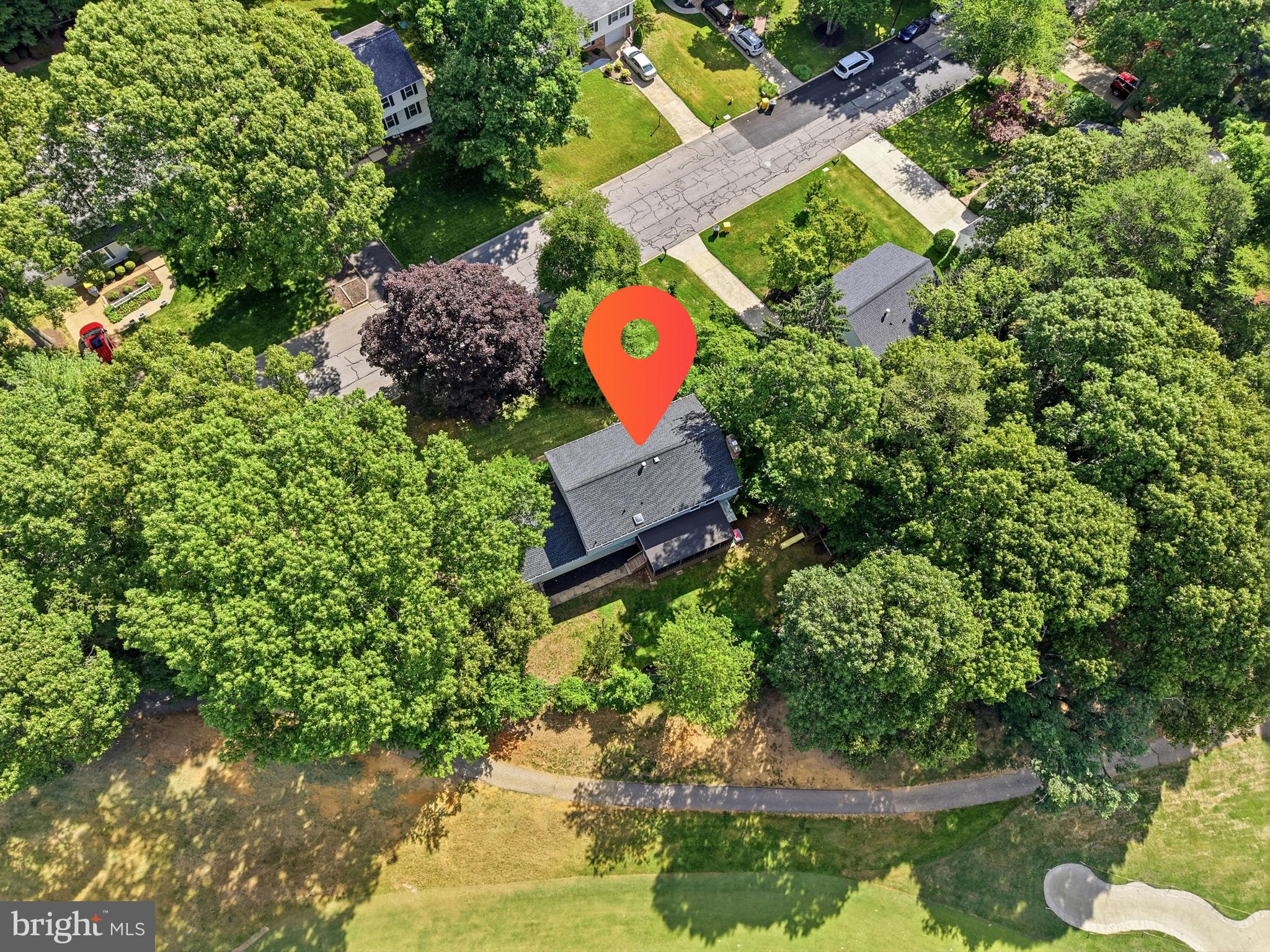 BAY HILLS - Residential