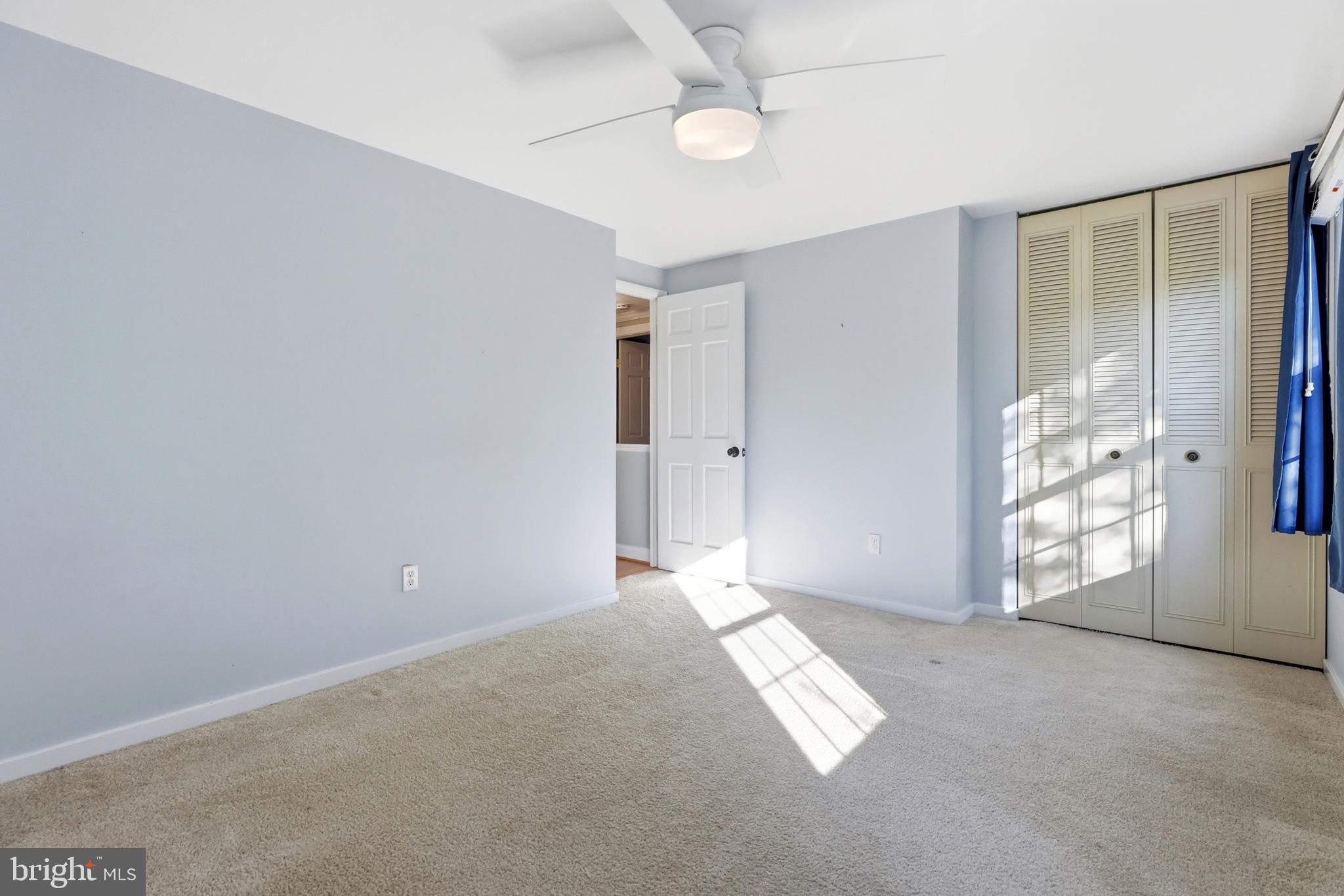 BAY HILLS - Residential