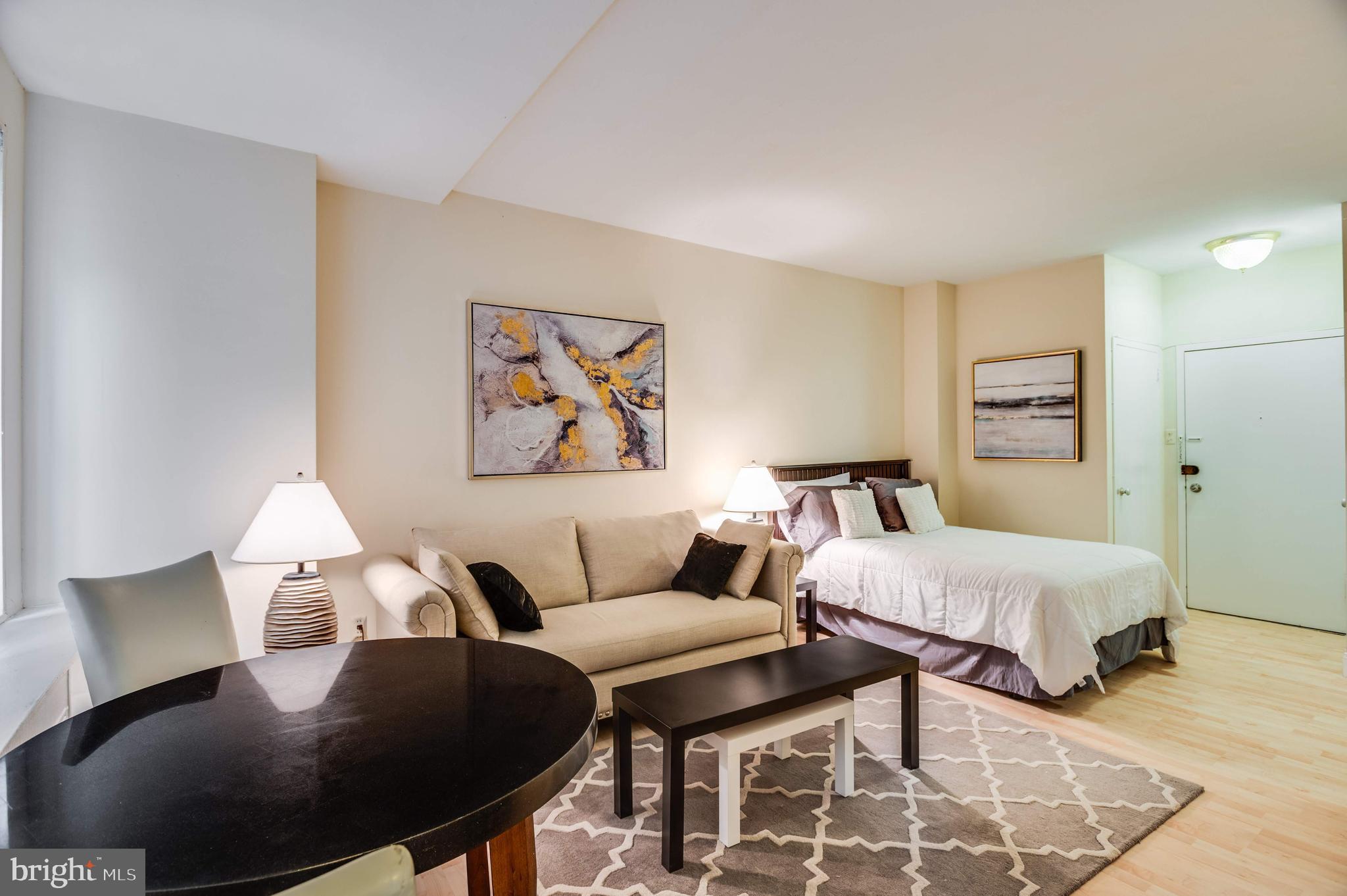 RIVER PLACE EAST - Residential Lease