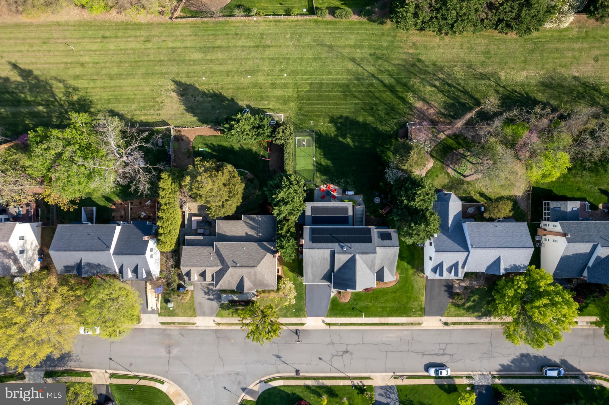 MONROE MANOR - Residential