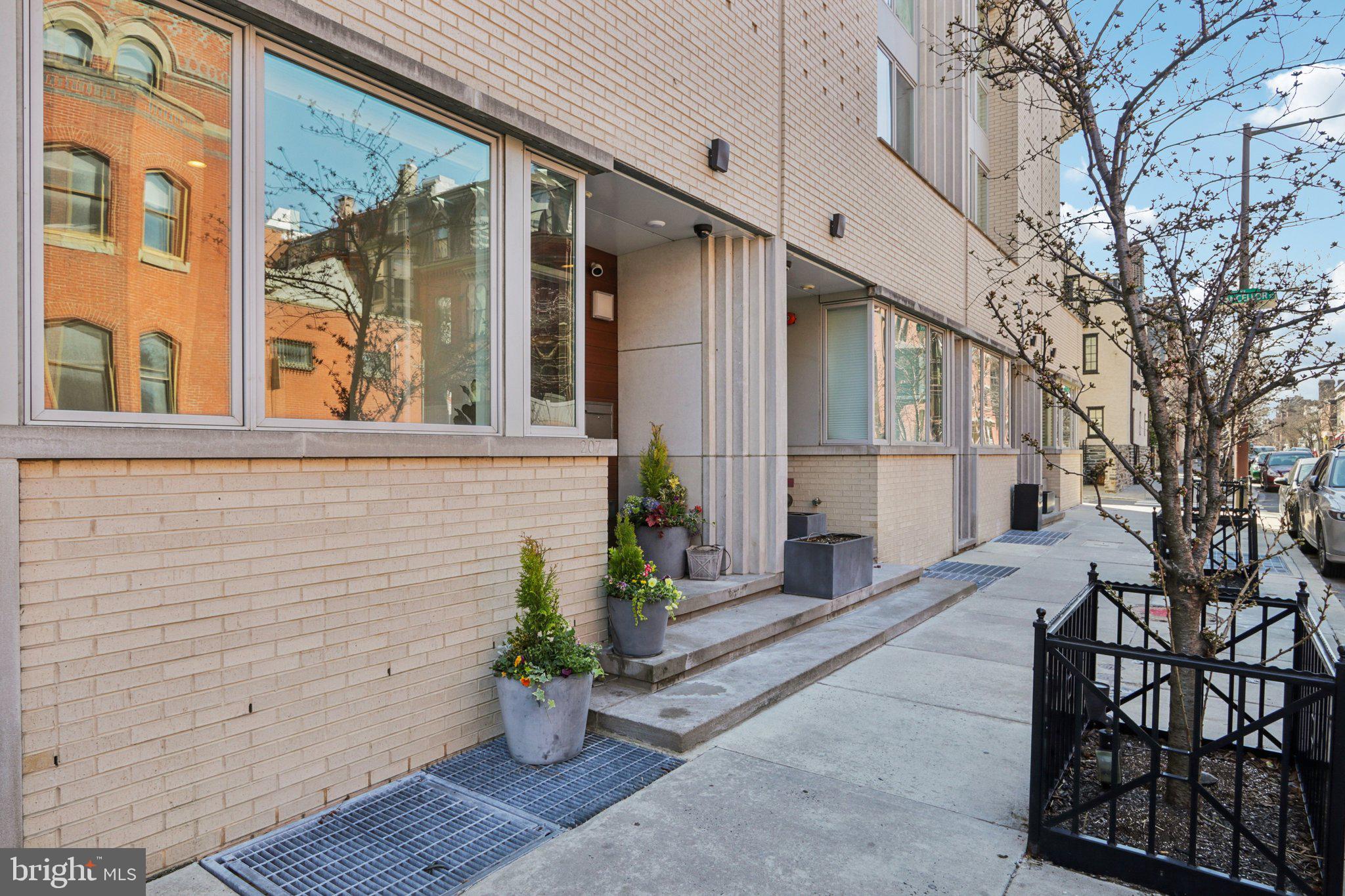 RITTENHOUSE SQUARE - Residential