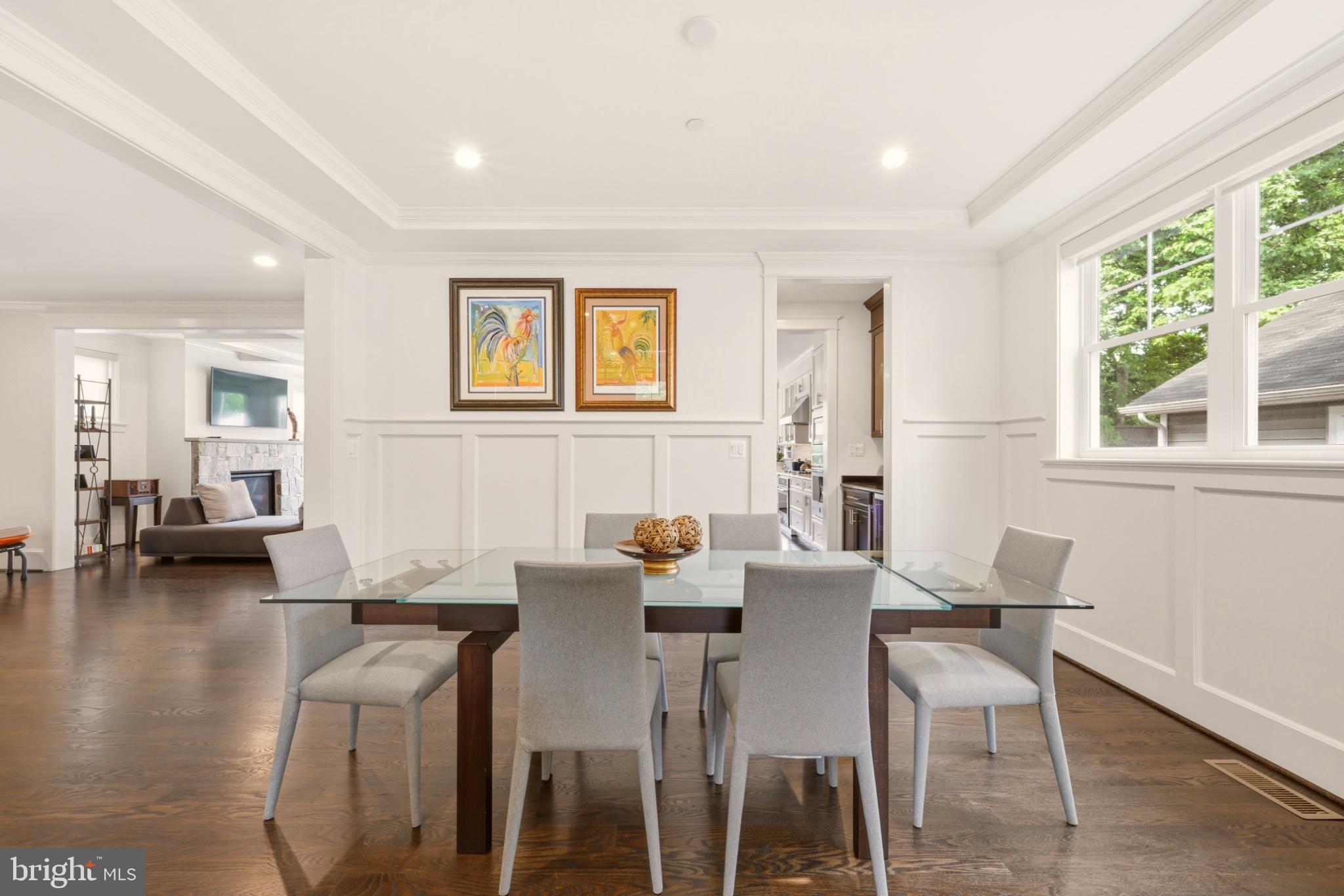 KENSINGTON ESTATES - Residential