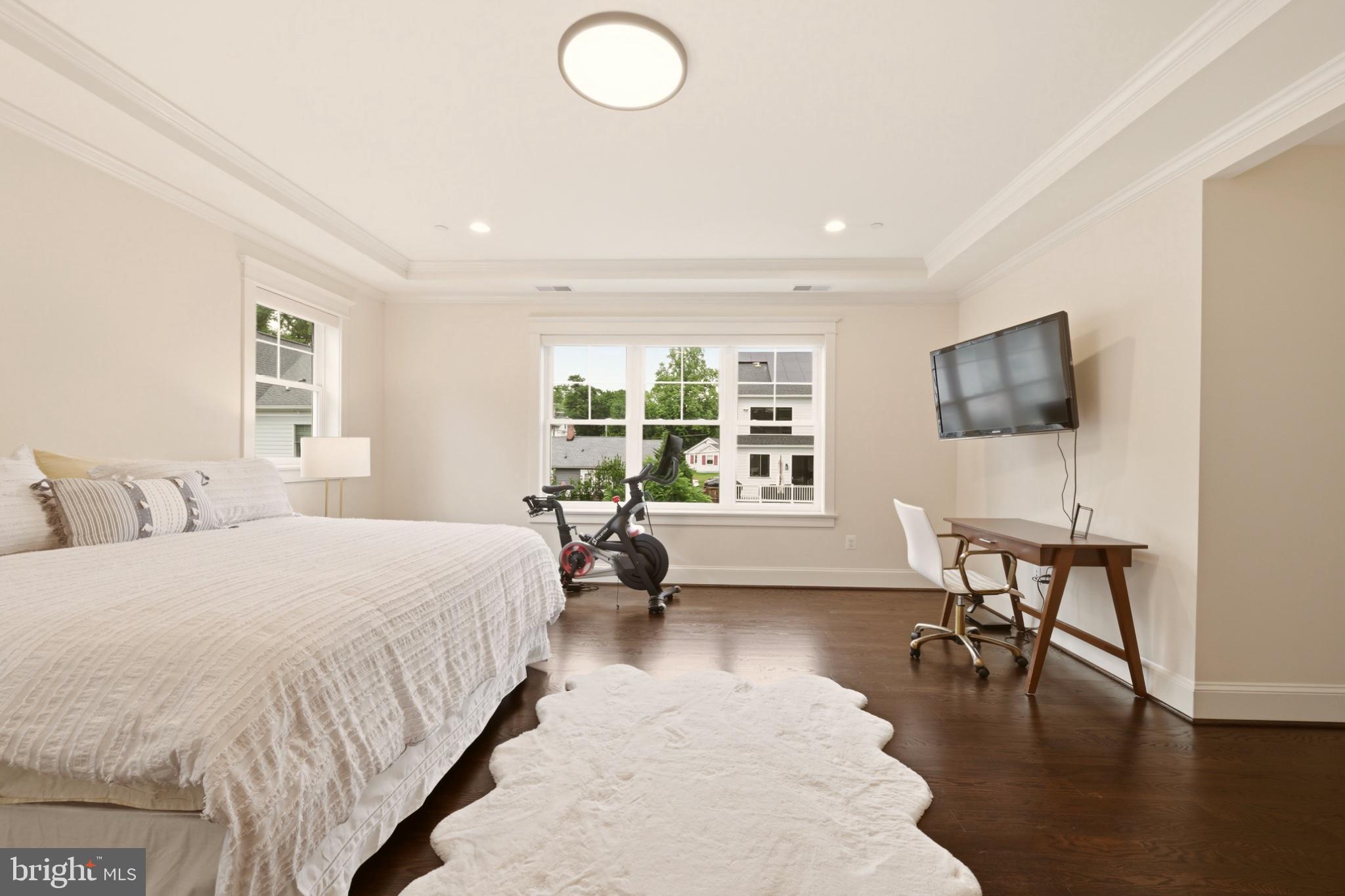 KENSINGTON ESTATES - Residential