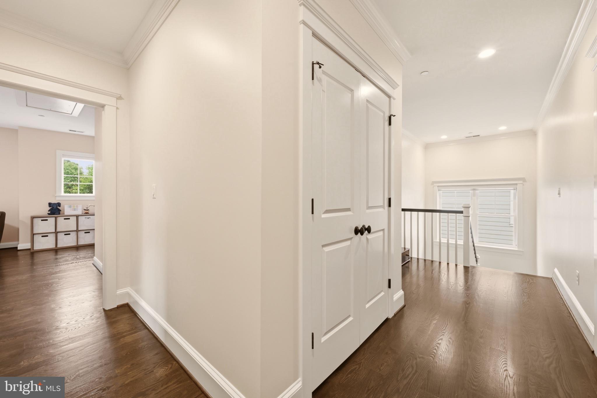 KENSINGTON ESTATES - Residential