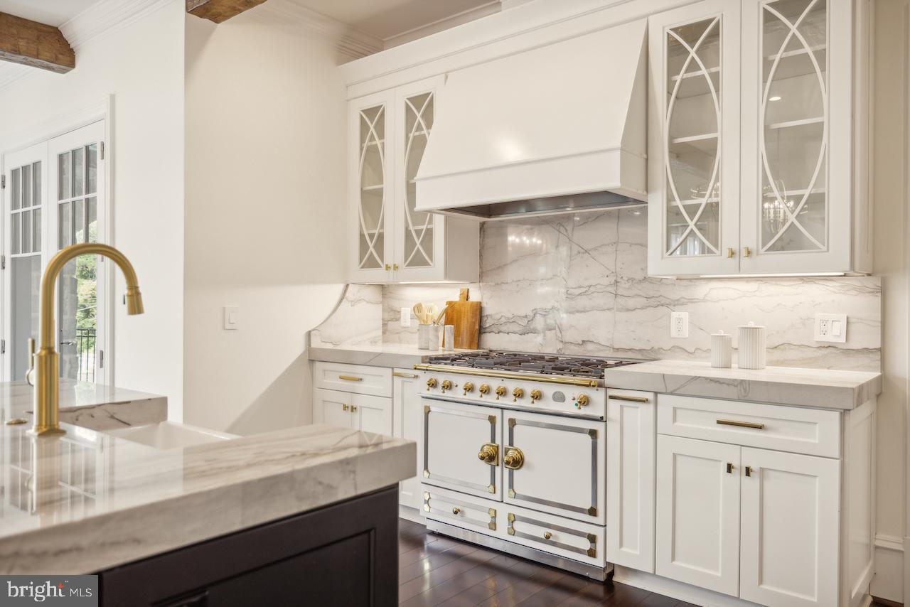 PROSPECT HILL - Residential