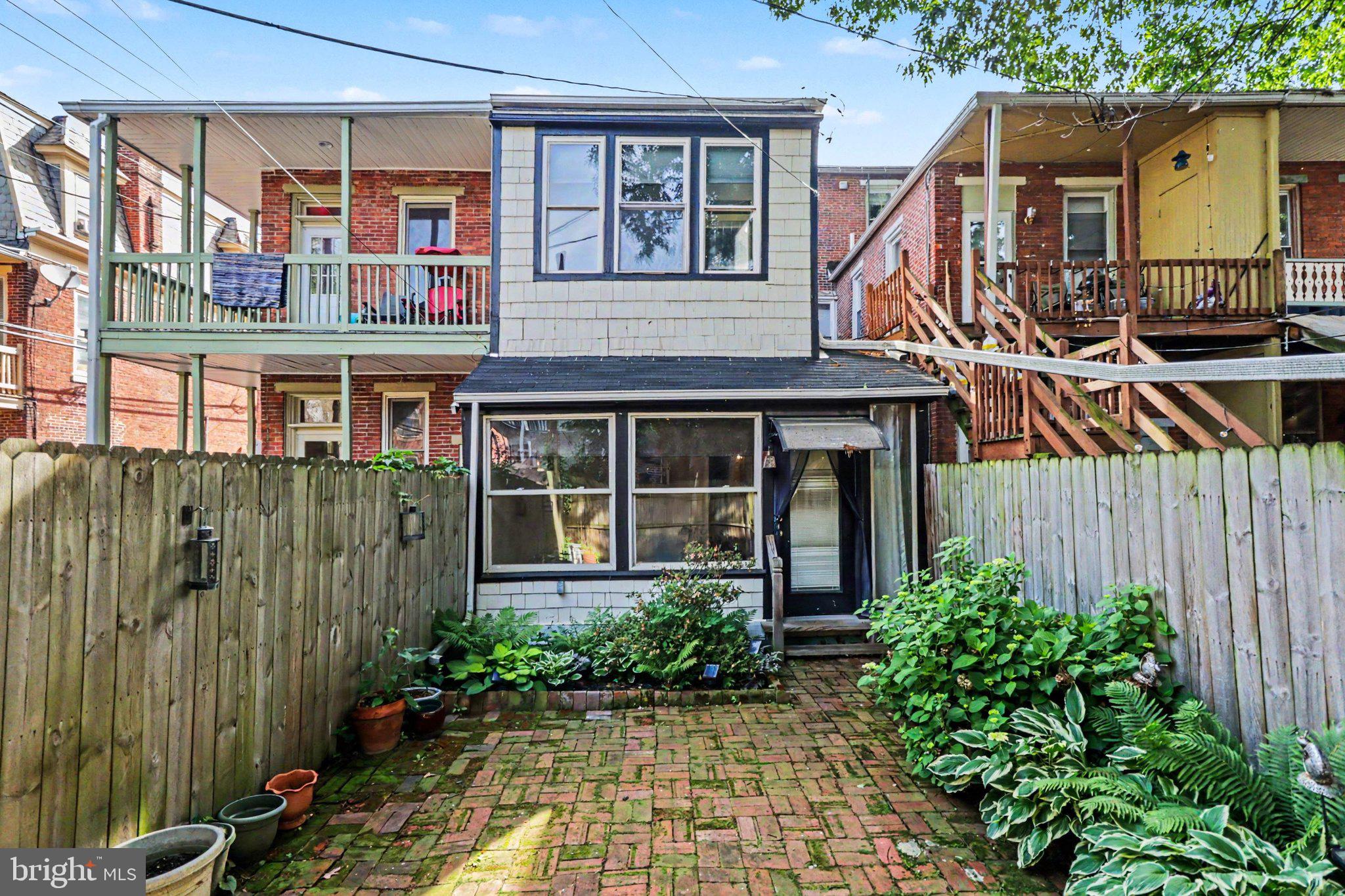 MIDTOWN - Residential