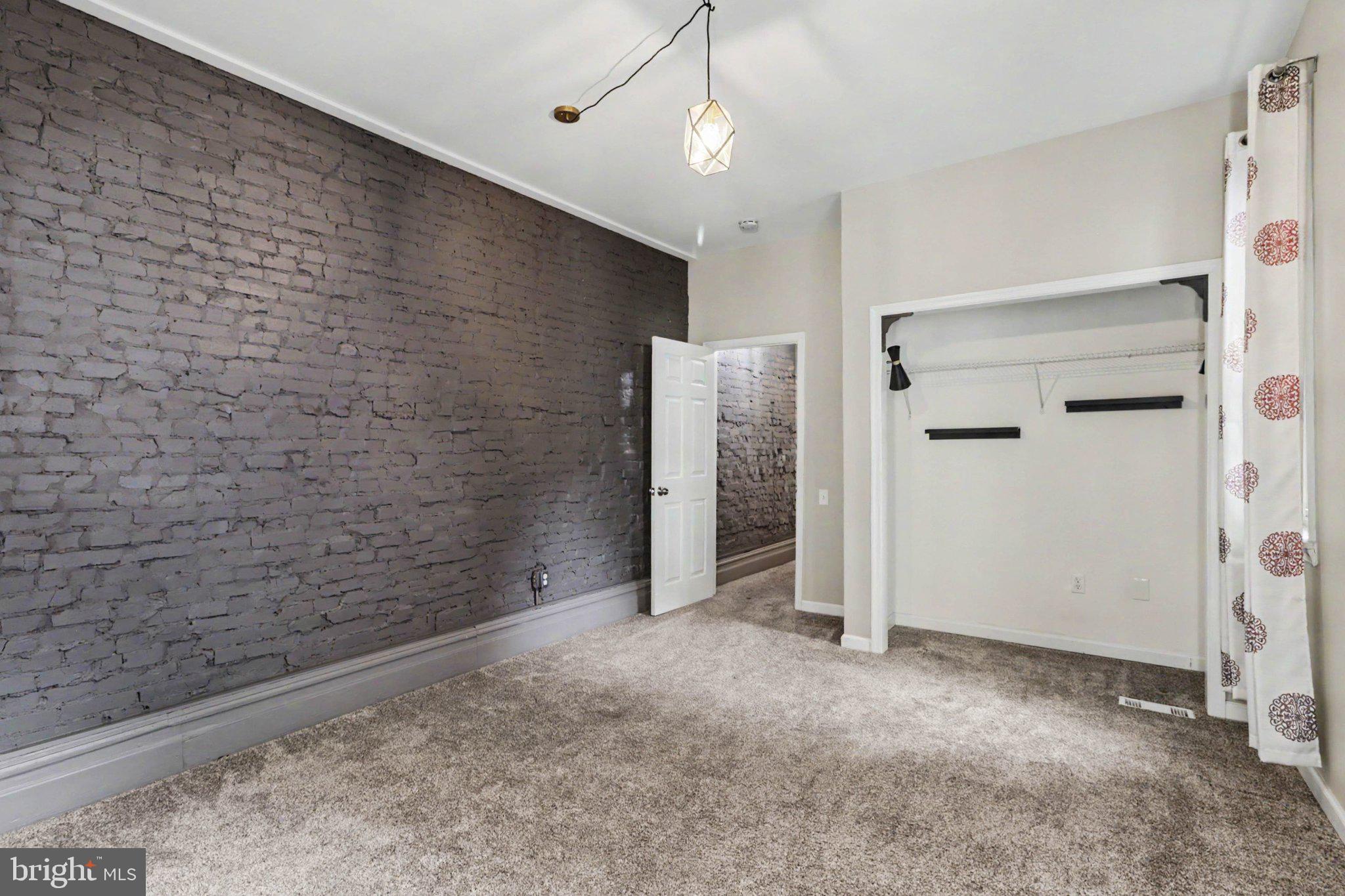 MIDTOWN - Residential