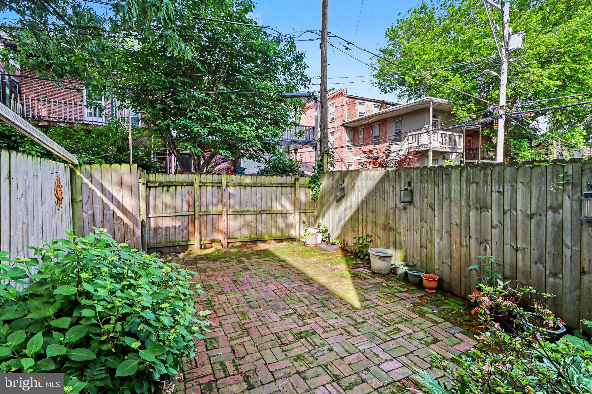 MIDTOWN - Residential
