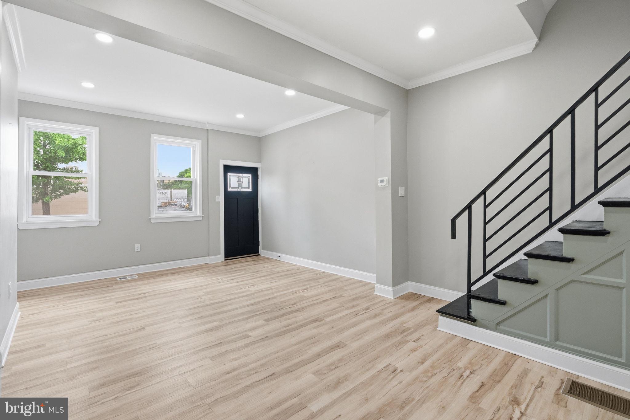 DICKINSON NARROWS - Residential