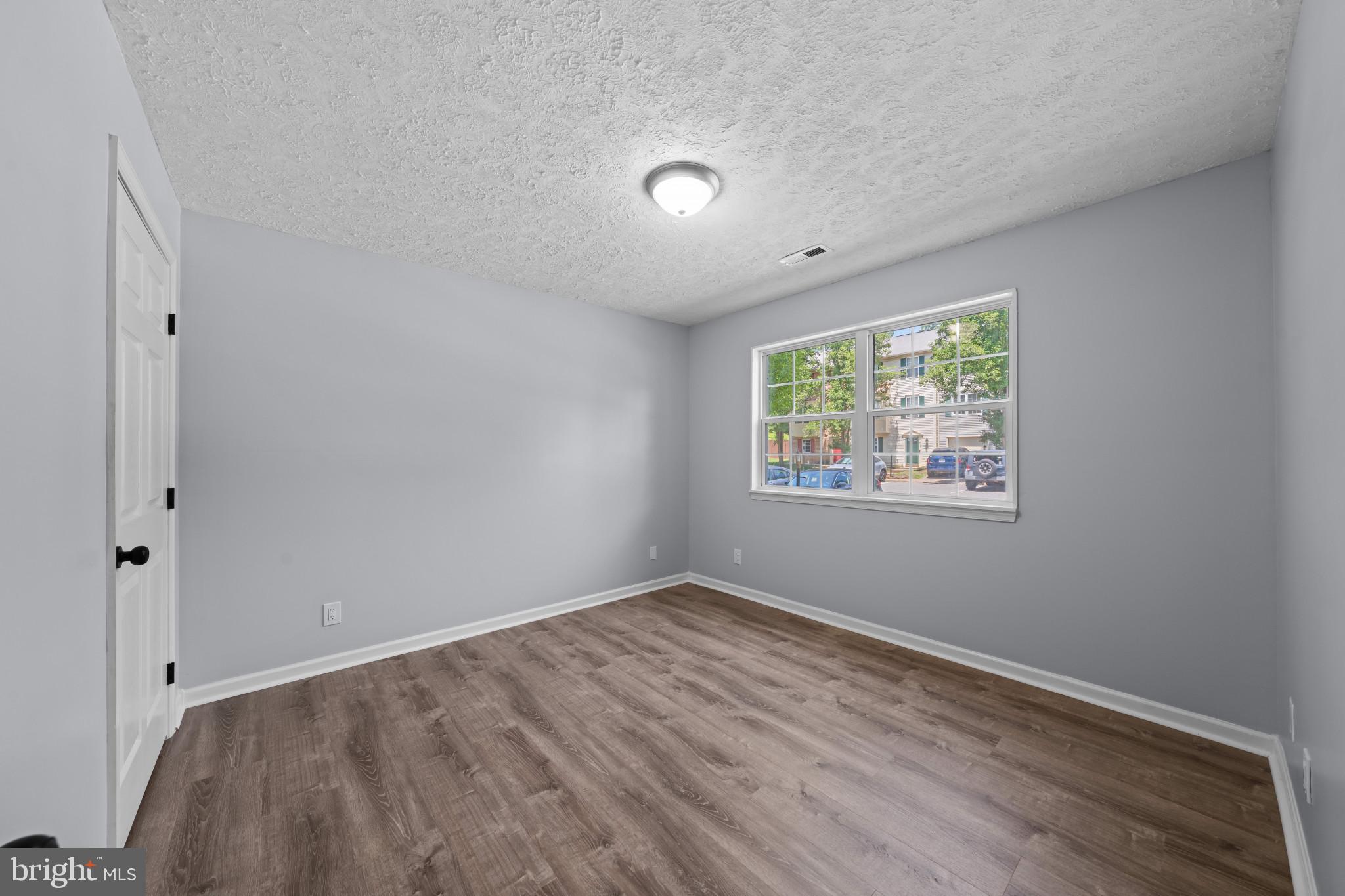 CHARLESTOWN COMMONS - Residential