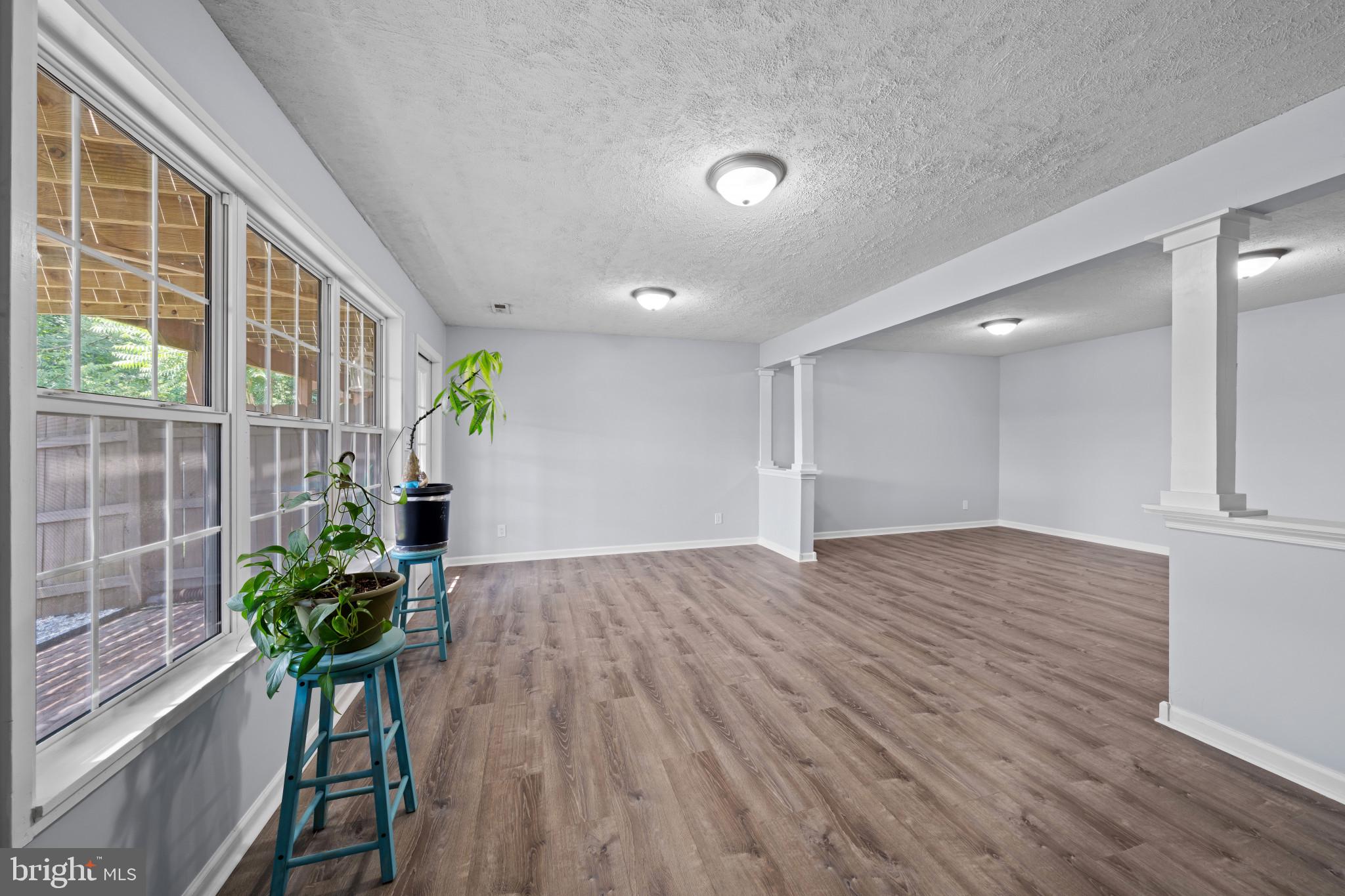 CHARLESTOWN COMMONS - Residential