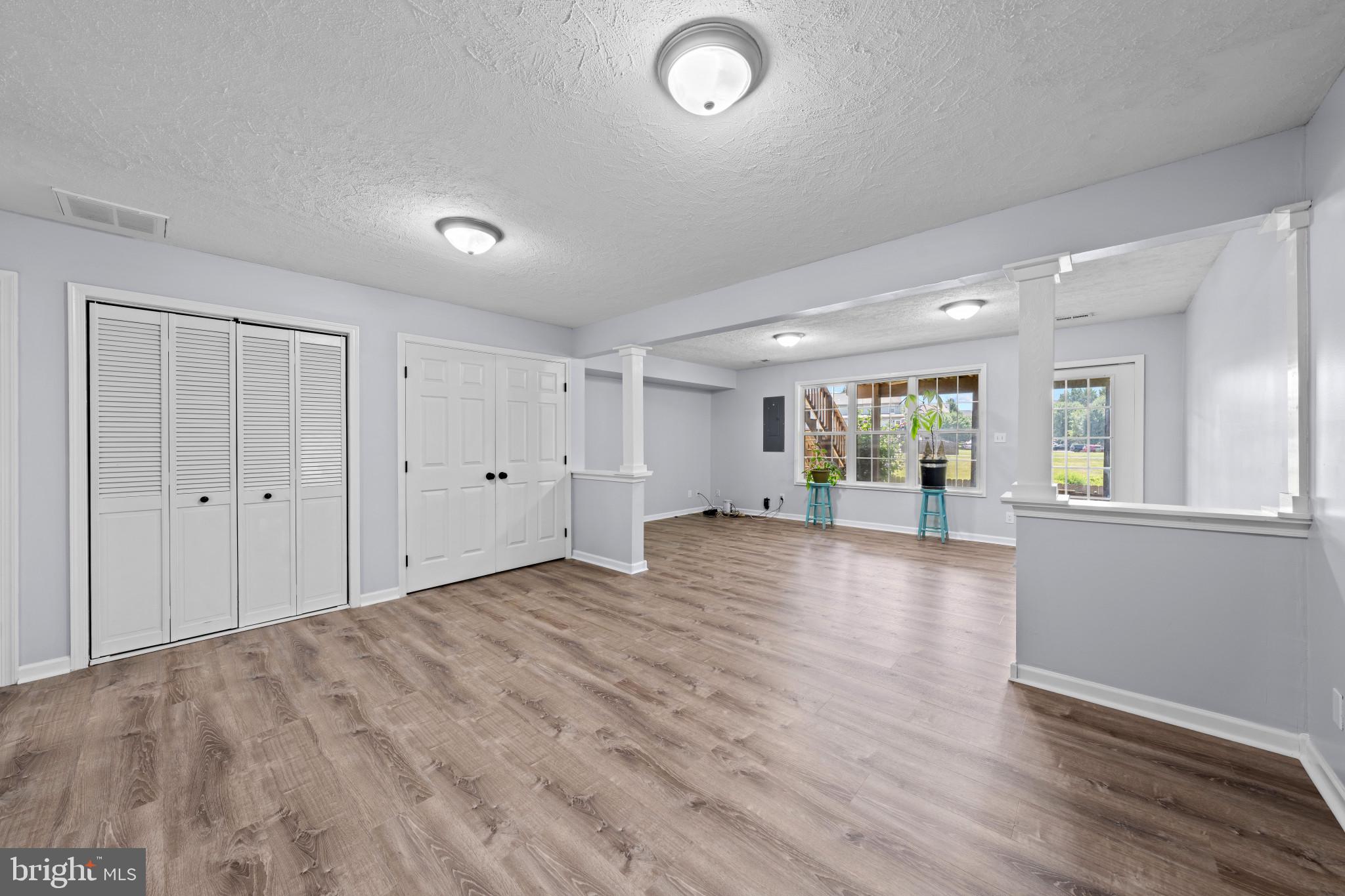 CHARLESTOWN COMMONS - Residential