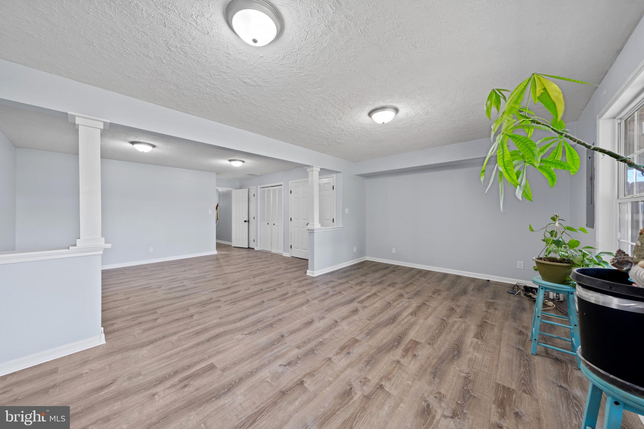 CHARLESTOWN COMMONS - Residential