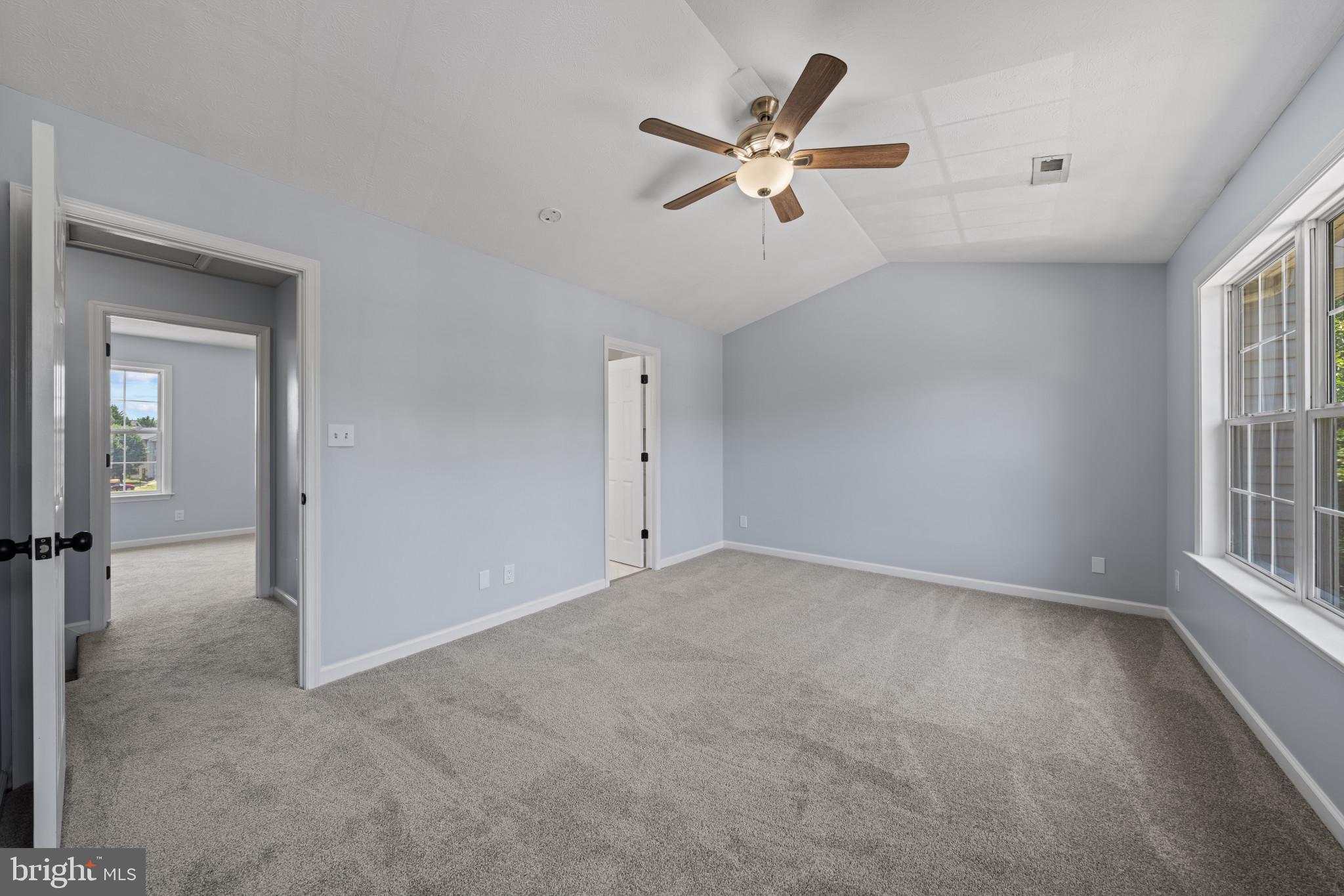 CHARLESTOWN COMMONS - Residential