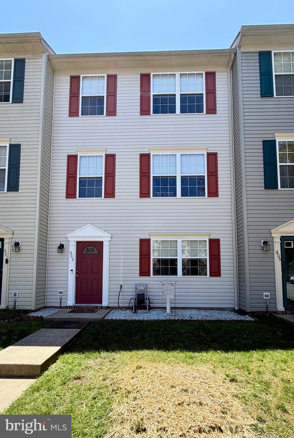 CHARLESTOWN COMMONS - Residential