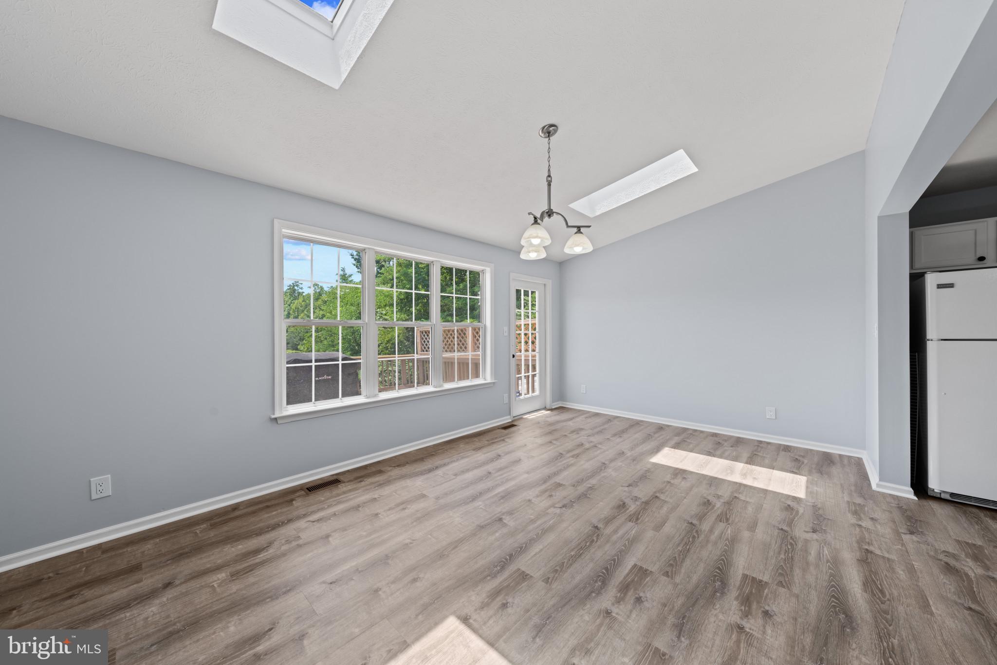 CHARLESTOWN COMMONS - Residential