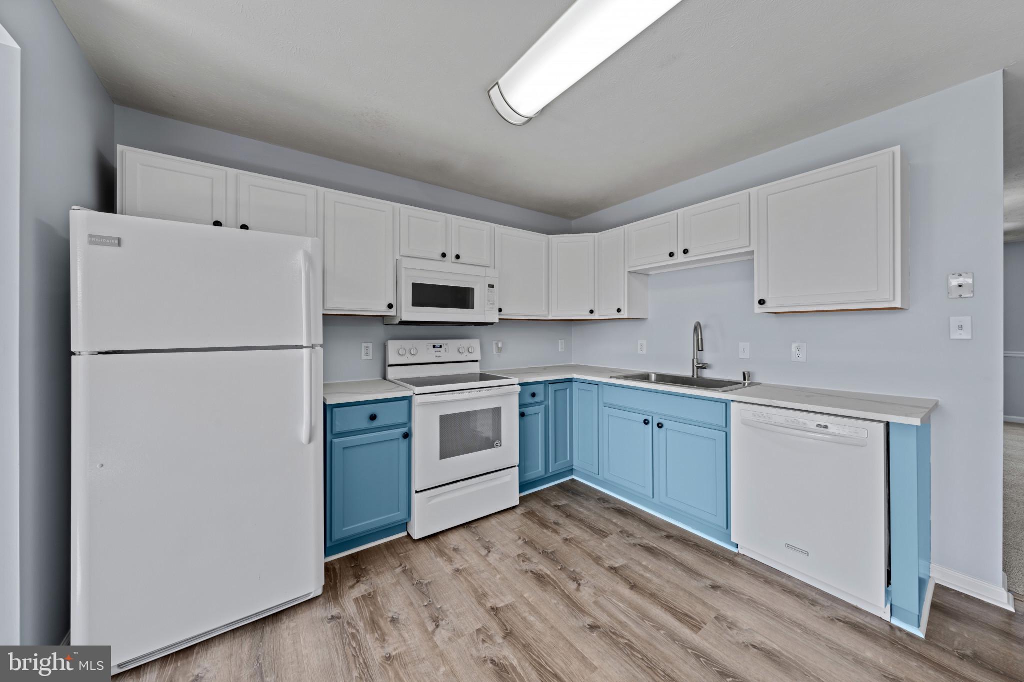 CHARLESTOWN COMMONS - Residential