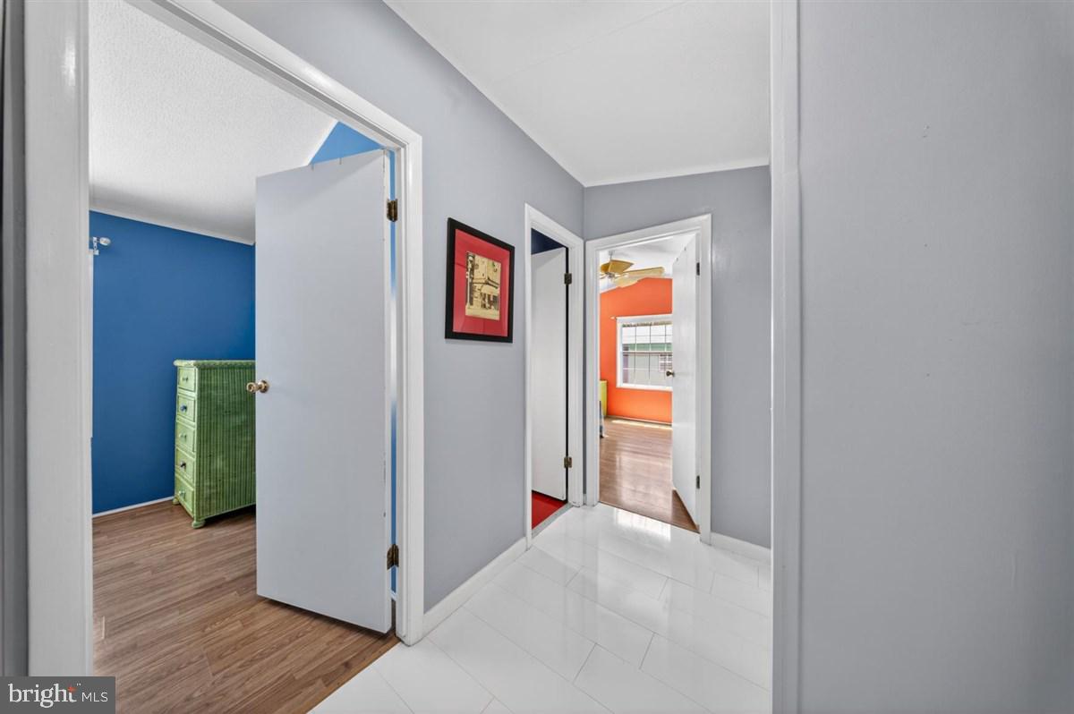 WHITE HOUSE BEACH - Residential