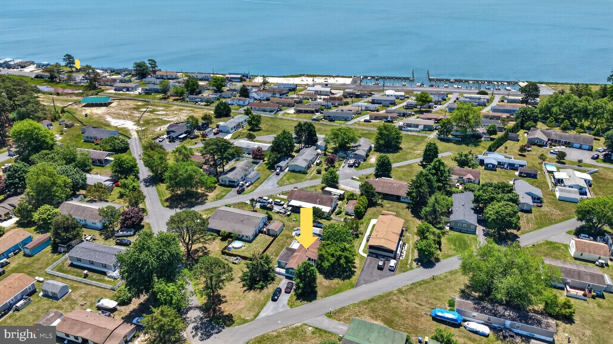 WHITE HOUSE BEACH - Residential