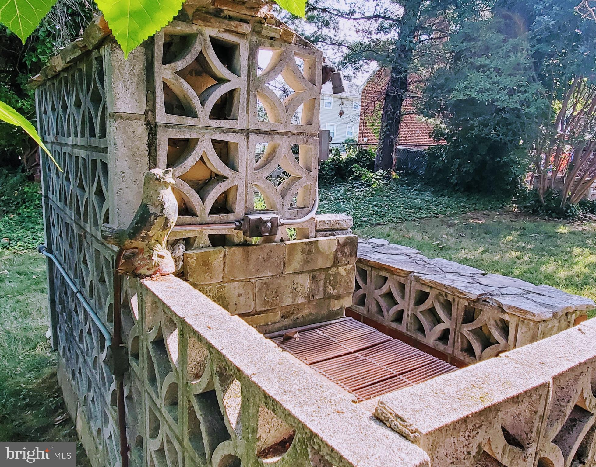 GARDENVILLE - Residential