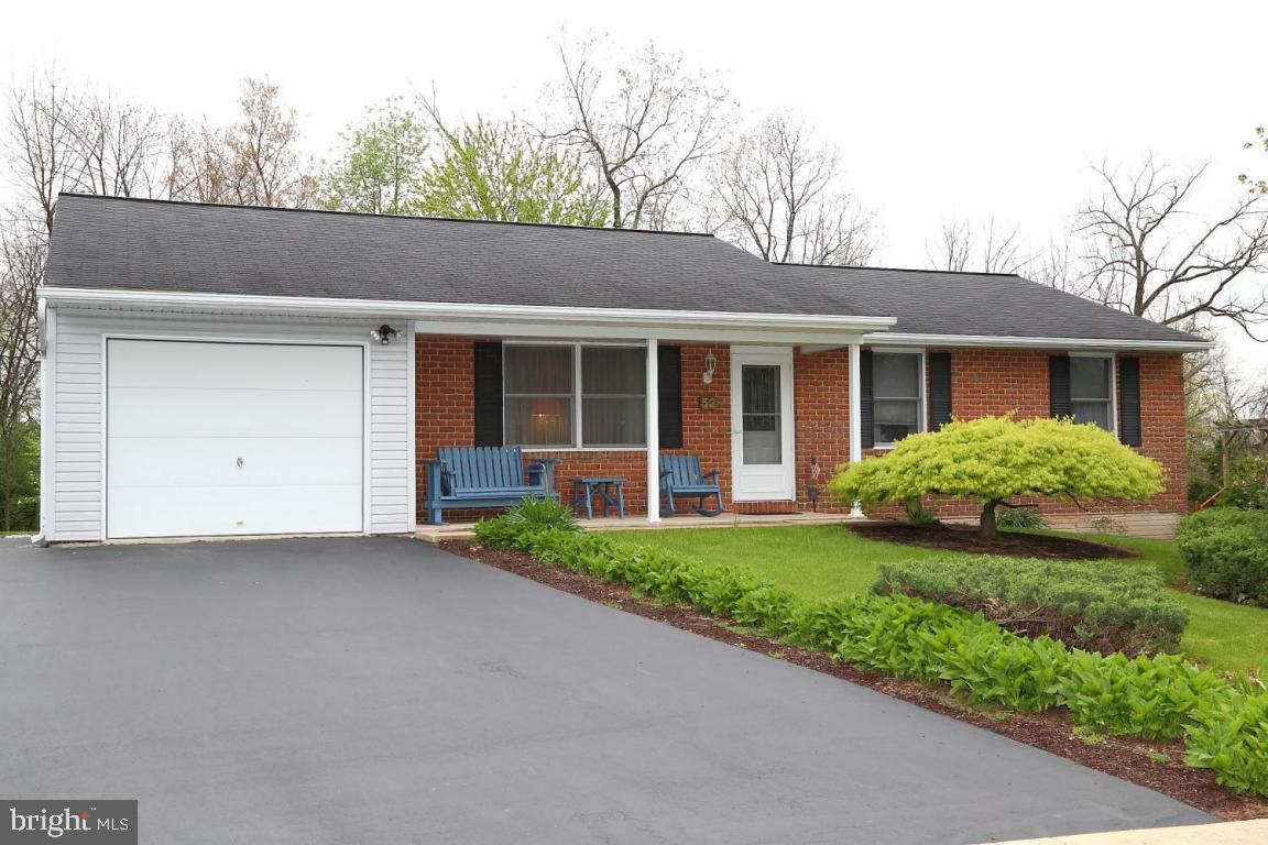 Well Maintained rancher with partially wooded park like back yard, full finished basement, 1 car garage, Harwood and Tile floors