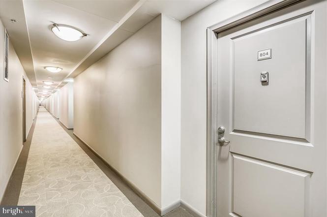 CLARENDON 1021 - Residential