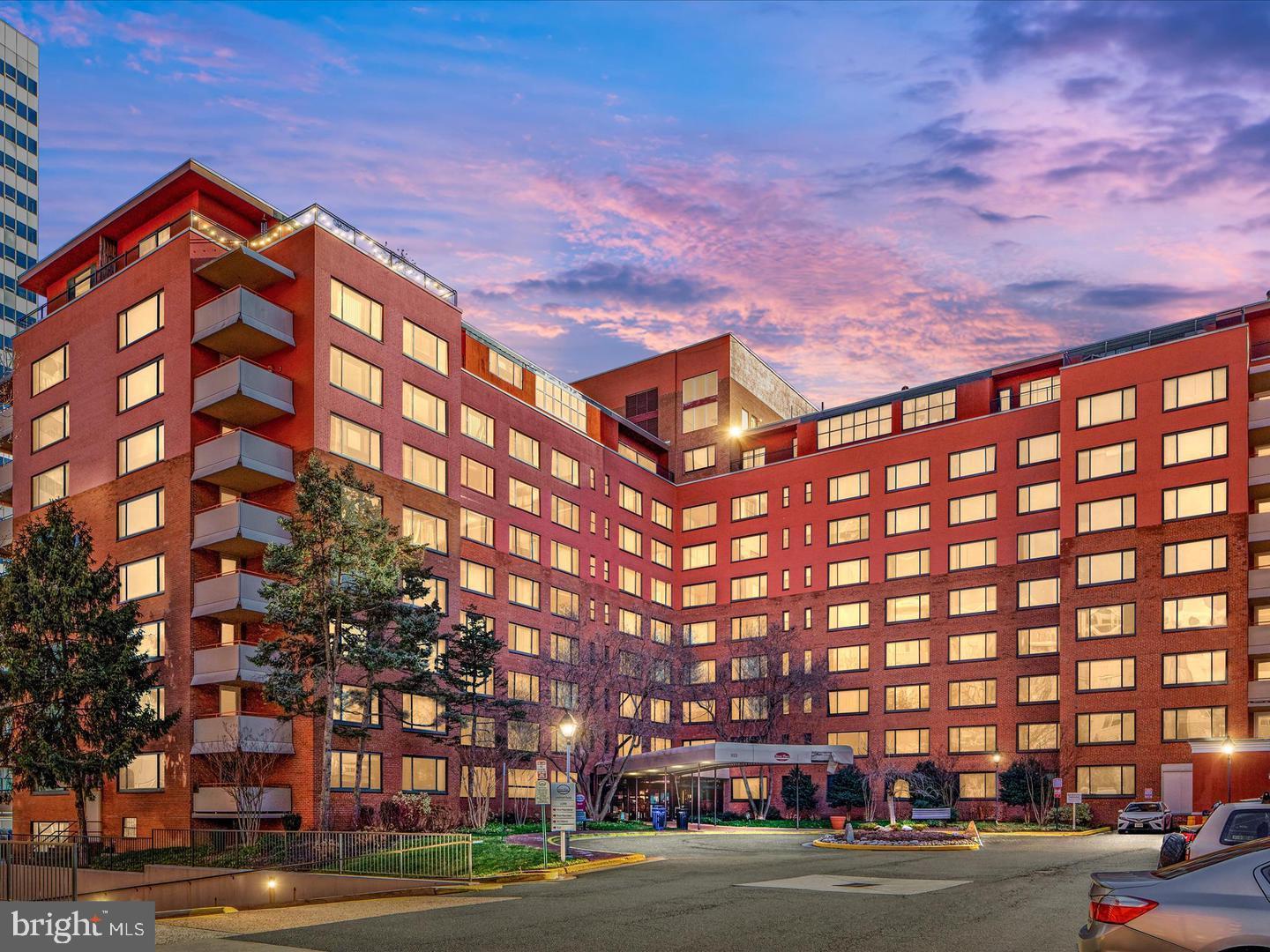 Charming true one bedroom just two blocks to Rosslyn Metro (Orange & Blue lines)! With views of Georgetown and the Rosslyn Skyline with plenty of light. The Monthly rent includes all your utilities except for internet! Included in the rent the property comes with one assigned parking space. Only one metro stop to D.C. Walk-in closet for extra storage. Easy access to major commuter routes. On-site fitness center, pool, convenience store and coffee shop. The property features 24 hour security and all benefits of Arlington living.  From the property you can just walk over the Key Bridge to Georgetown!