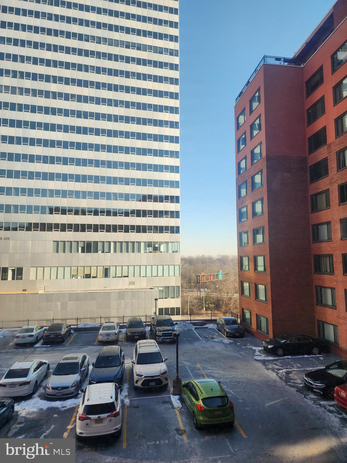 RIVER PLACE EAST - Residential Lease