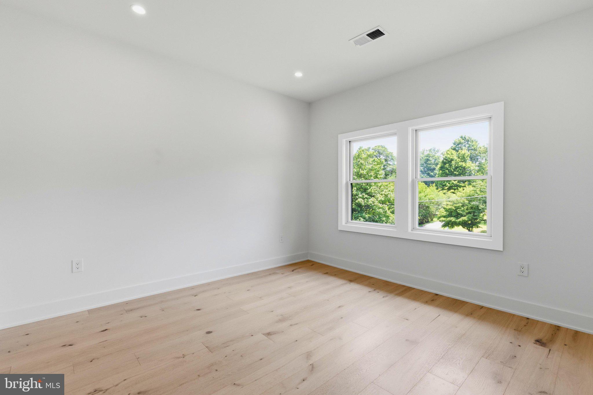 FAIR OAKS - Residential