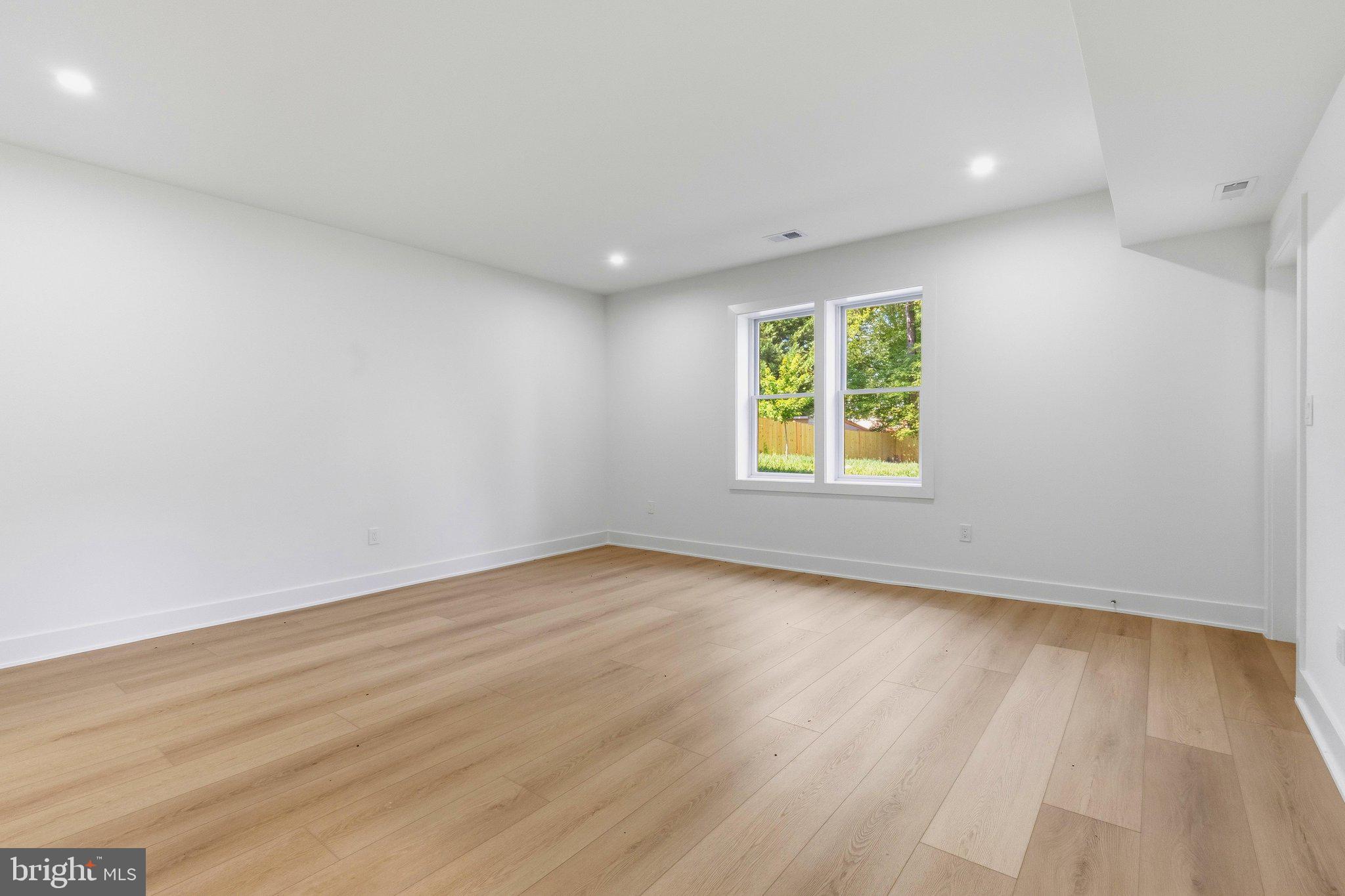 FAIR OAKS - Residential