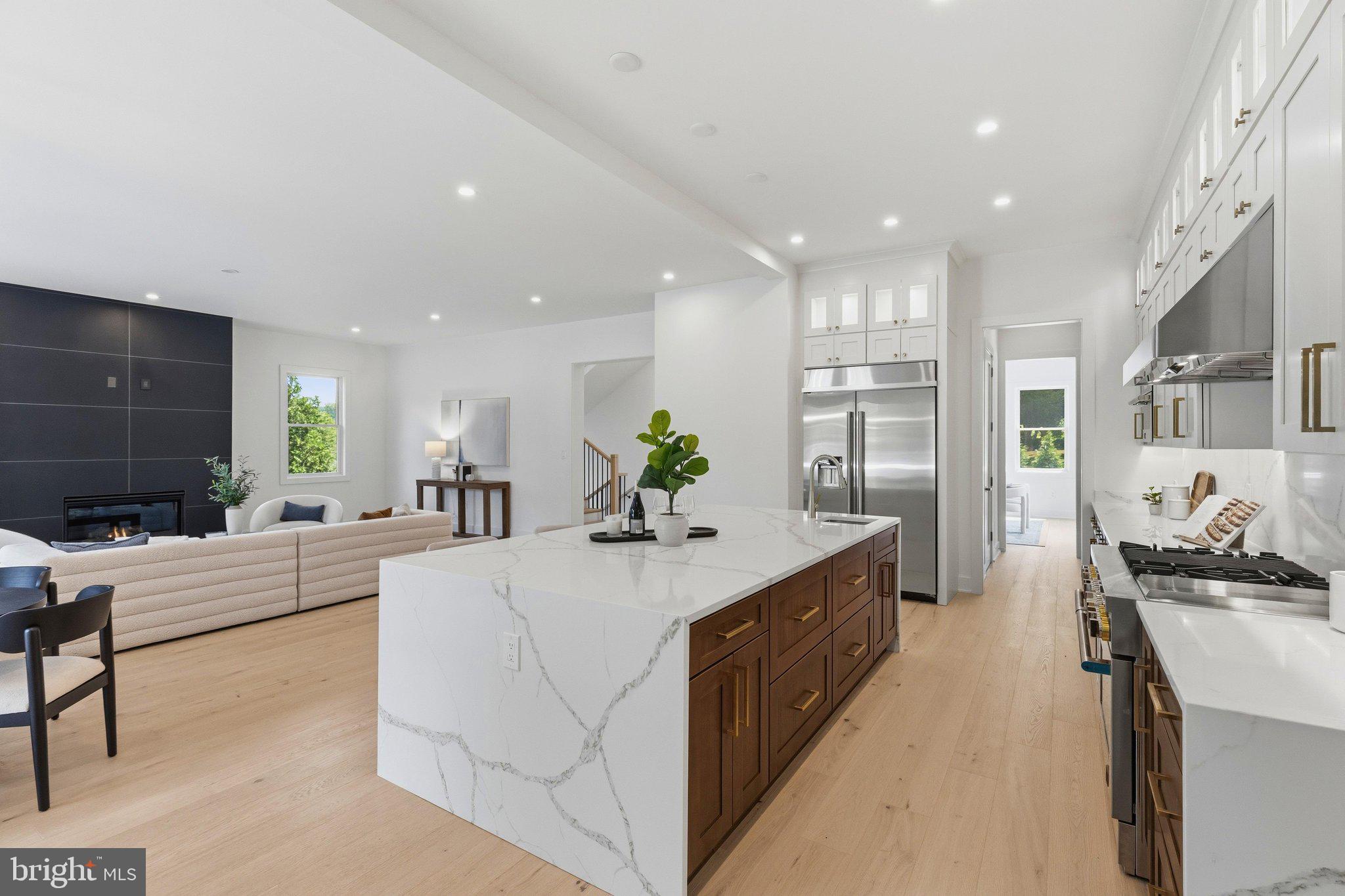 FAIR OAKS - Residential