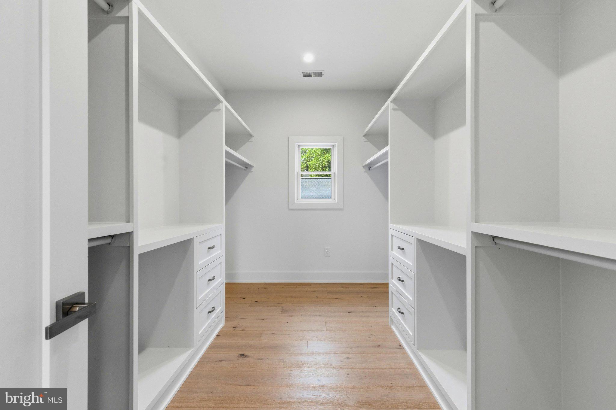 FAIR OAKS - Residential