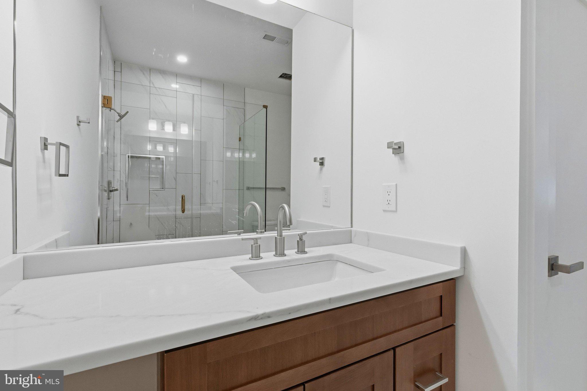 FAIR OAKS - Residential
