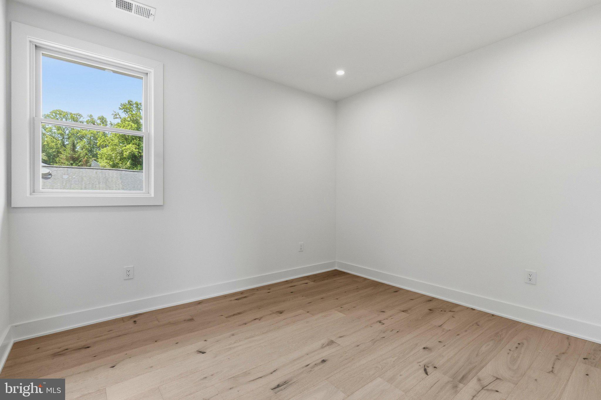 FAIR OAKS - Residential