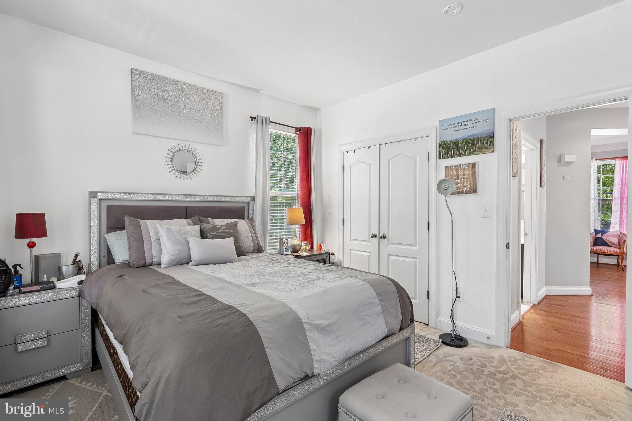 CHELTENHAM KNOLLS - Residential