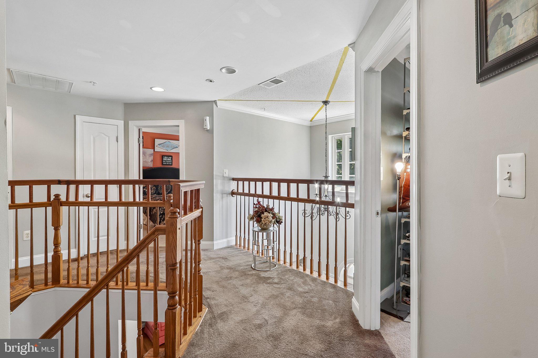 CHELTENHAM KNOLLS - Residential