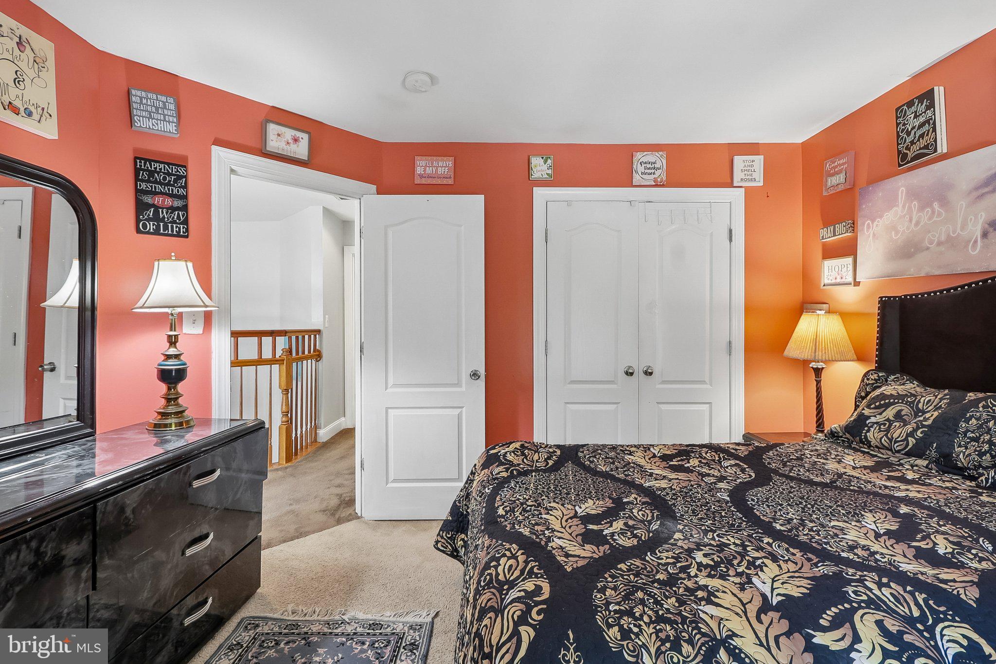 CHELTENHAM KNOLLS - Residential