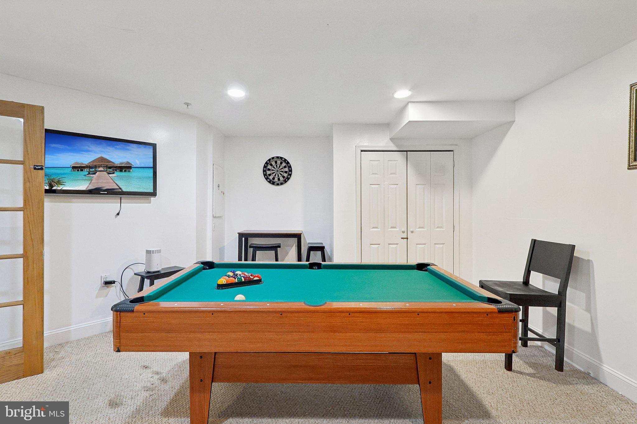 CHELTENHAM KNOLLS - Residential