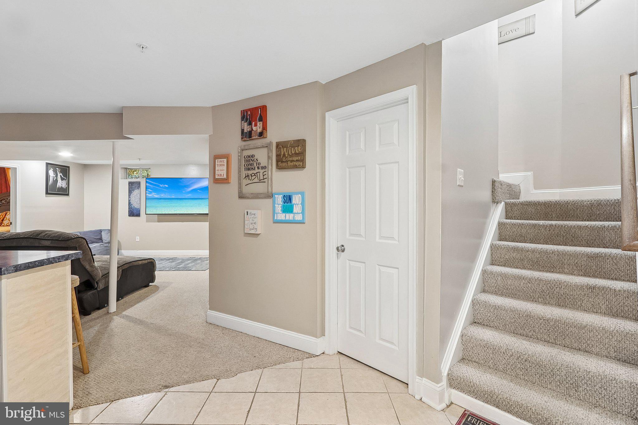 CHELTENHAM KNOLLS - Residential