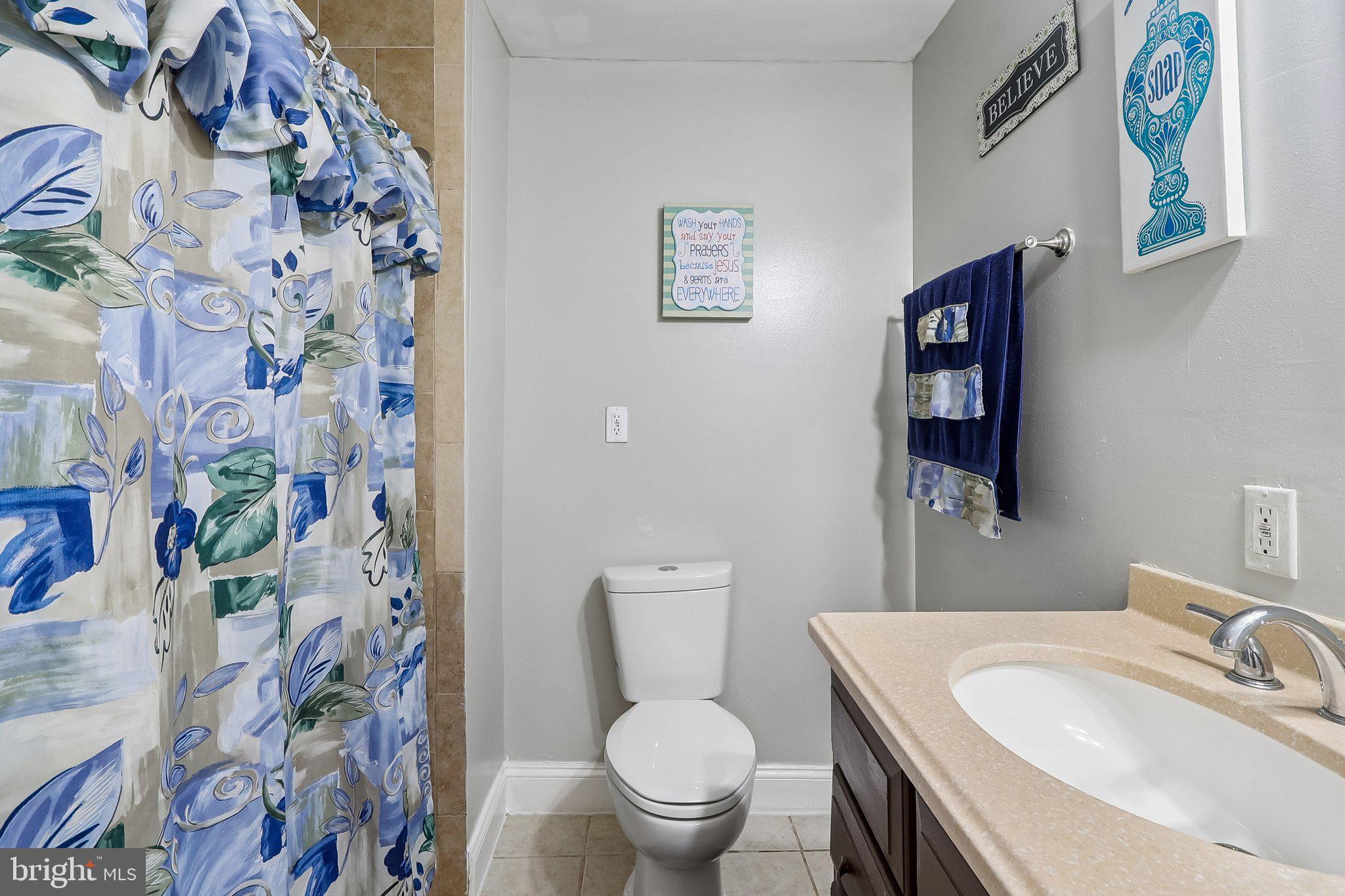 CHELTENHAM KNOLLS - Residential