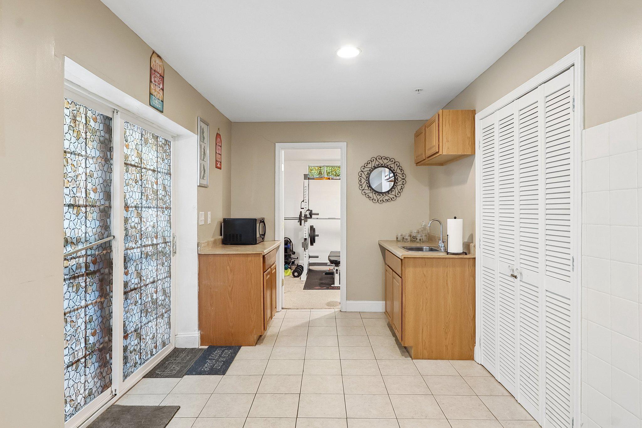 CHELTENHAM KNOLLS - Residential