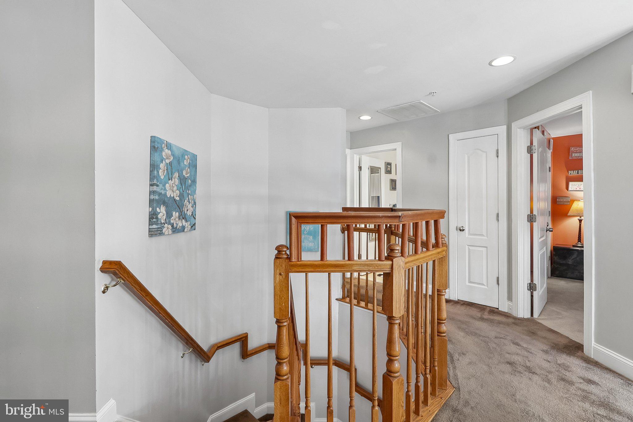 CHELTENHAM KNOLLS - Residential